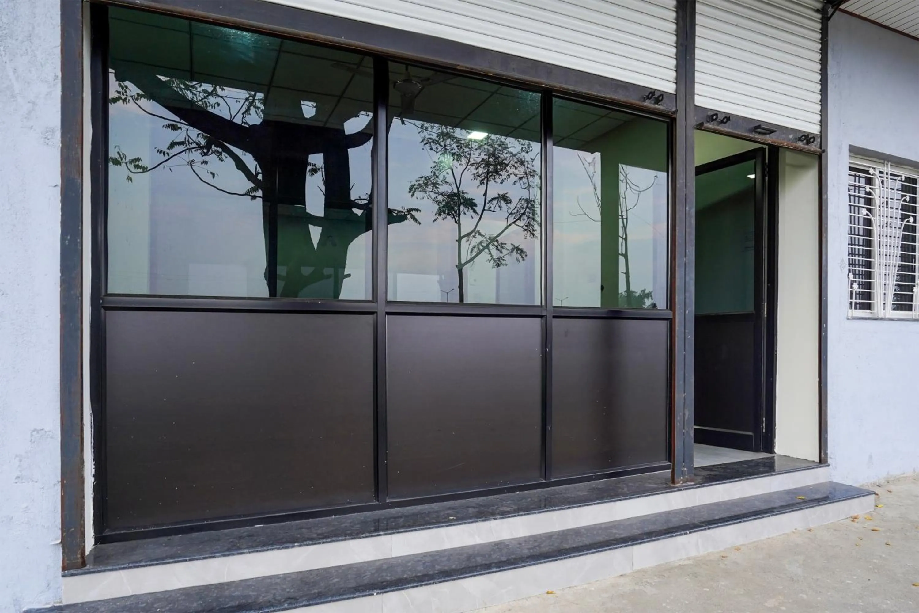 Facade/entrance in Hotel O JANNAT