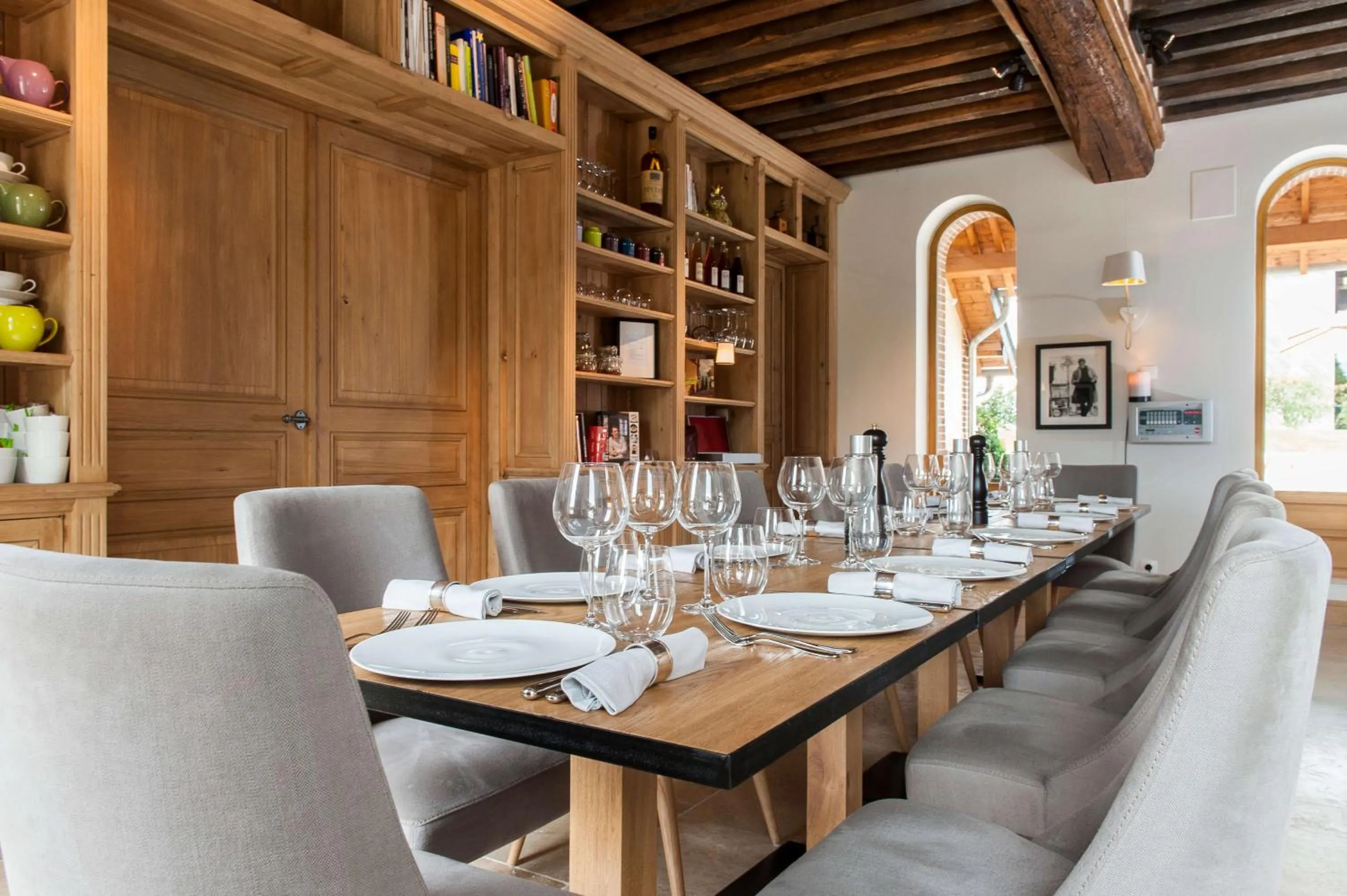 Meeting/conference room in Manoir de Surville