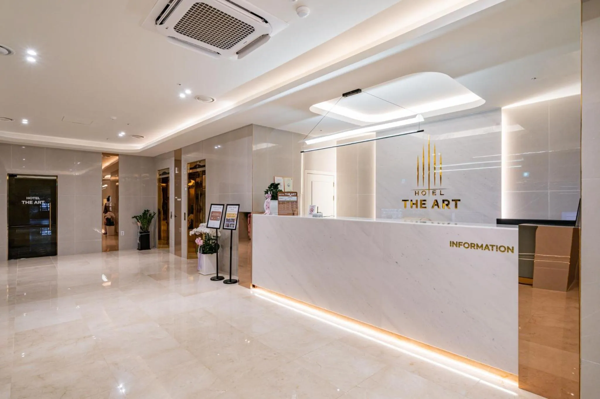 Lobby or reception in Hotel THE ART UIWANG