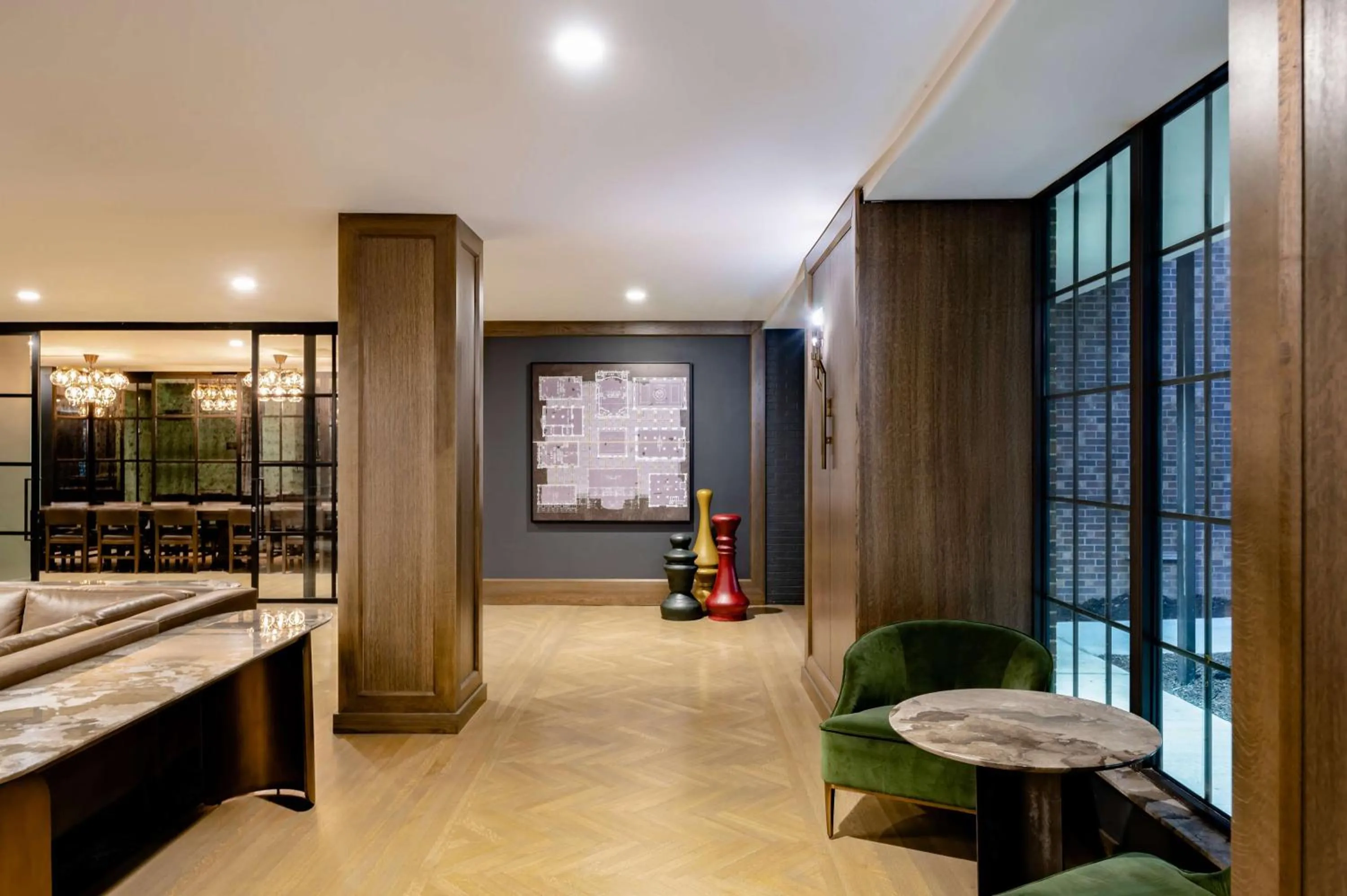 Property building in Hotel Fort Des Moines, Curio Collection By Hilton