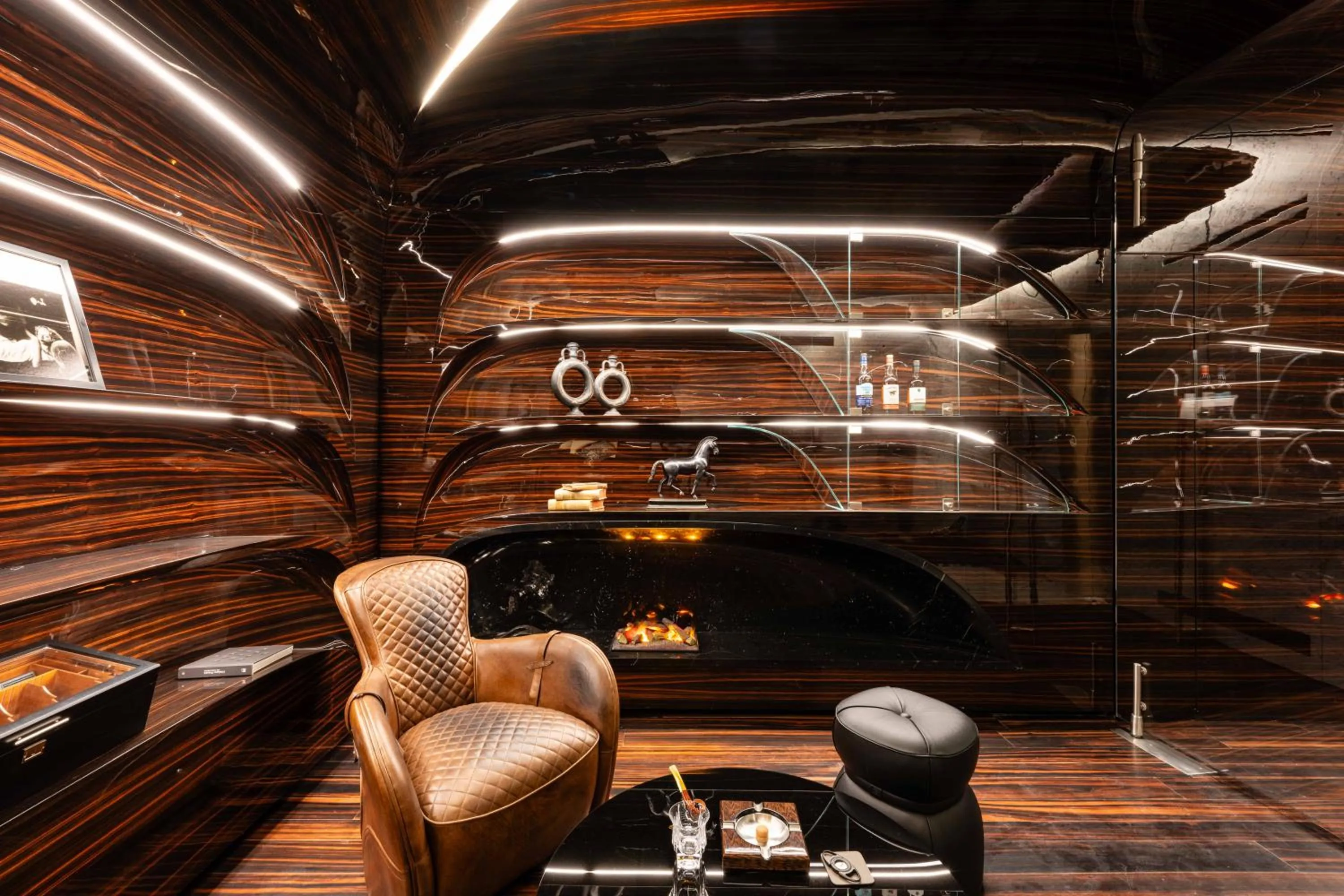 Seating area in ROMEO Roma