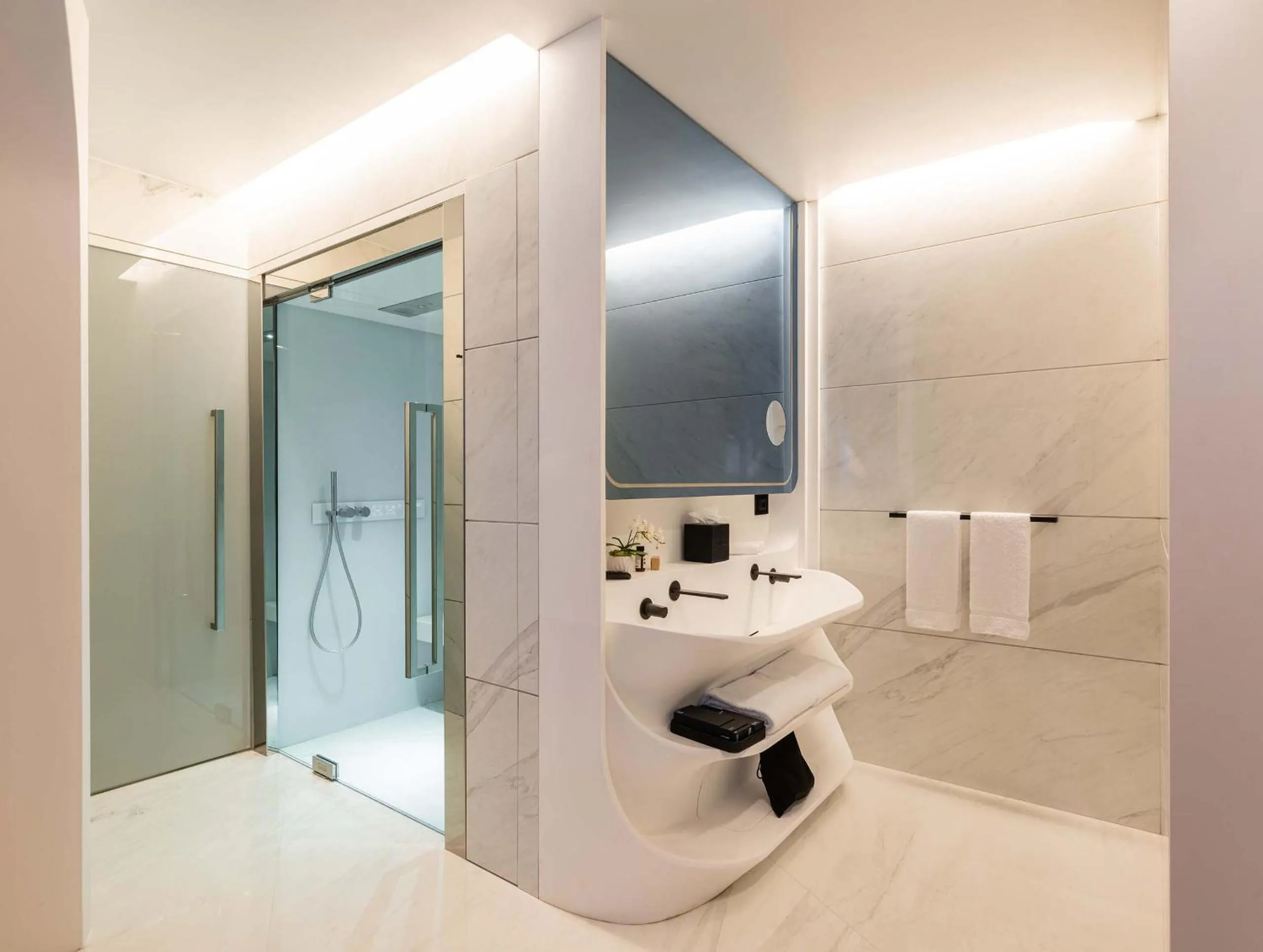 Bathroom in ROMEO Roma