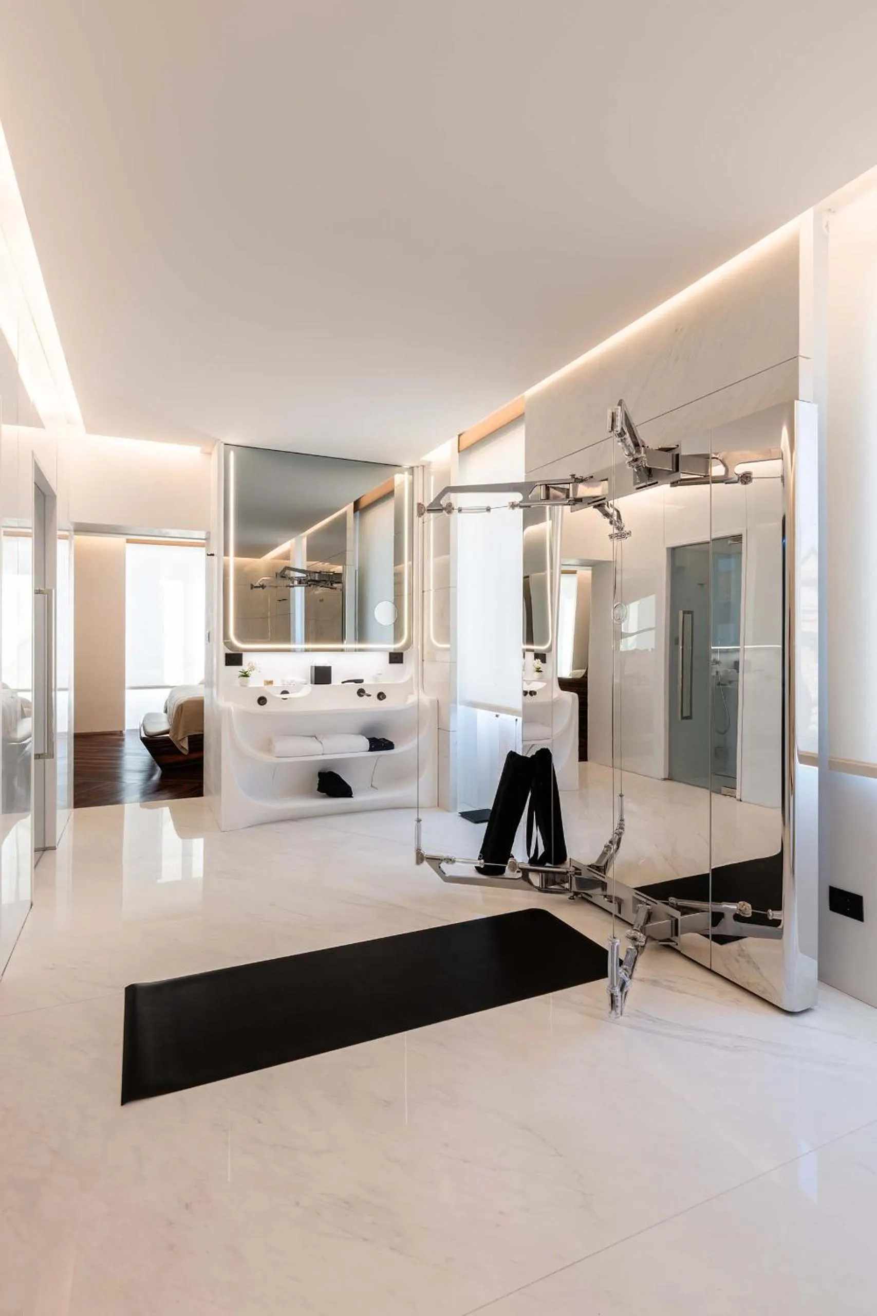 Bathroom, Bed in ROMEO Roma