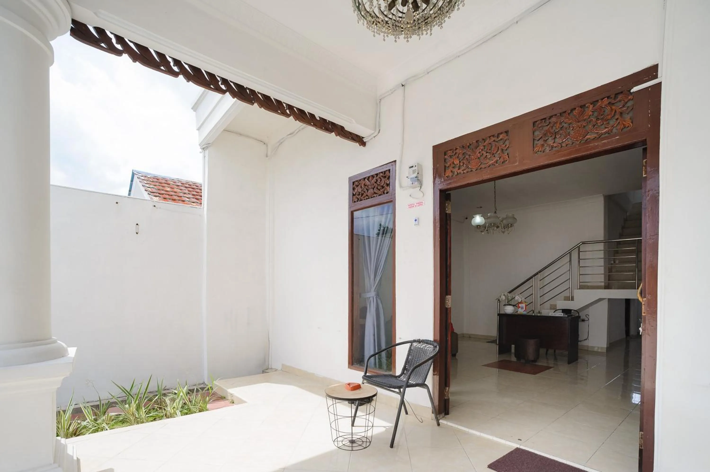 Facade/entrance in Urbanview GH Flamboyan 3 Syariah Lampung By RedDoorz