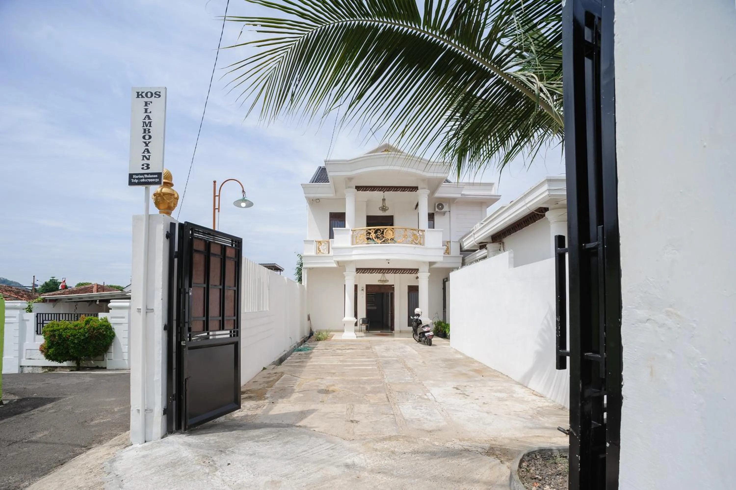 Property building in Urbanview GH Flamboyan 3 Syariah Lampung By RedDoorz