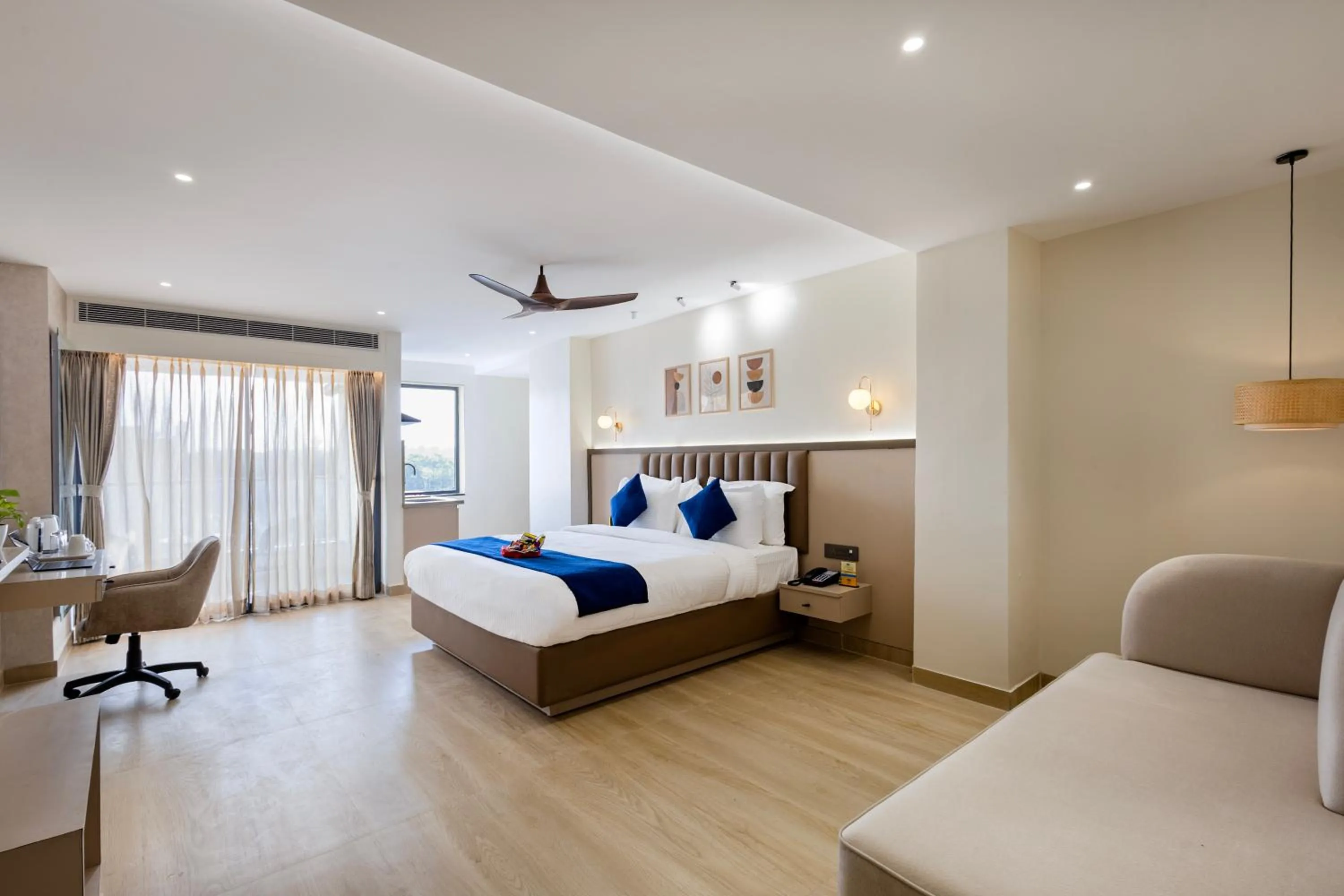 Bedroom, Bed in Sunrise A Boutique Hotel, Kondapur - Gachibowli