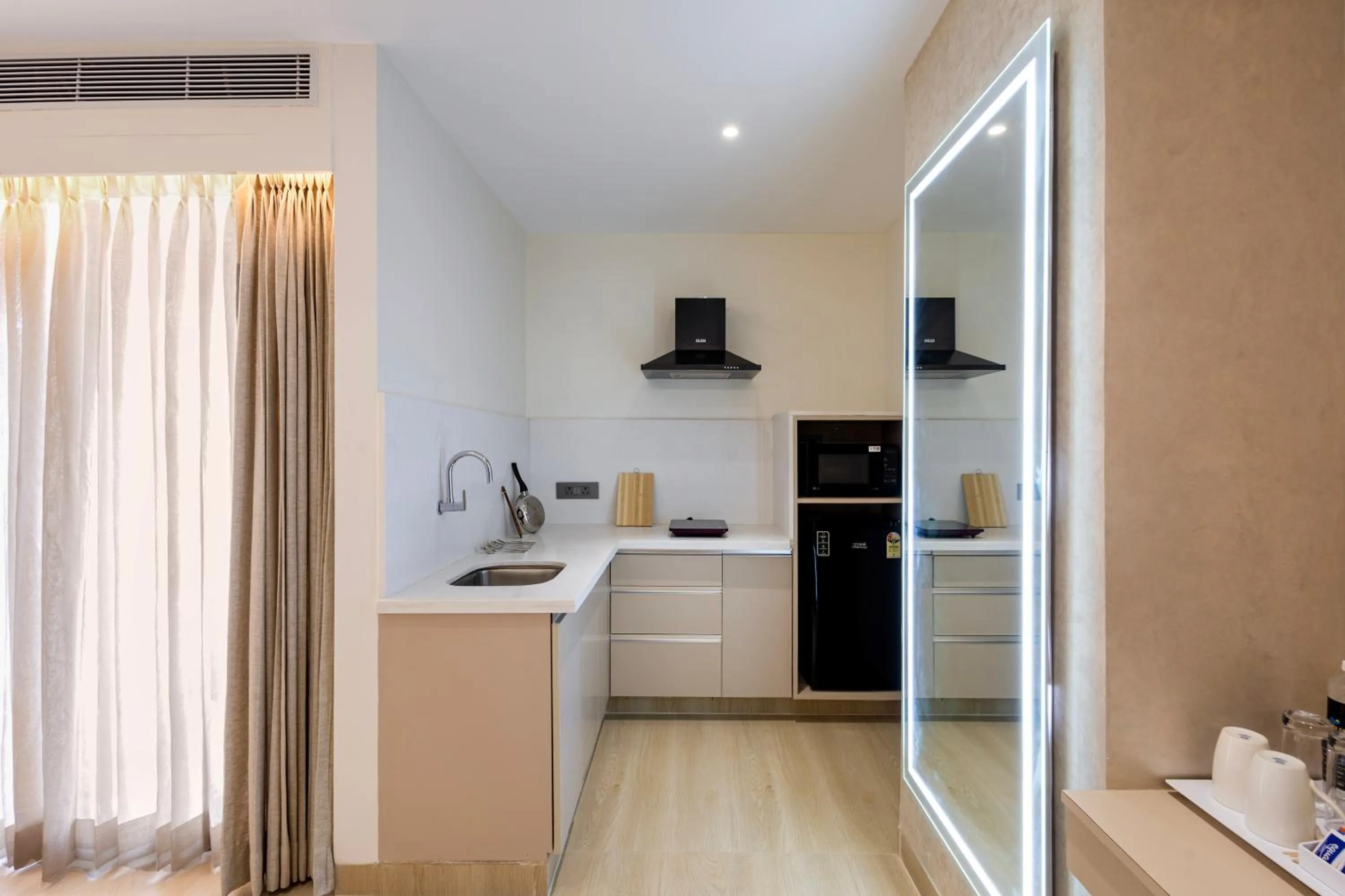 Kitchen or kitchenette in Sunrise A Boutique Hotel, Kondapur - Gachibowli