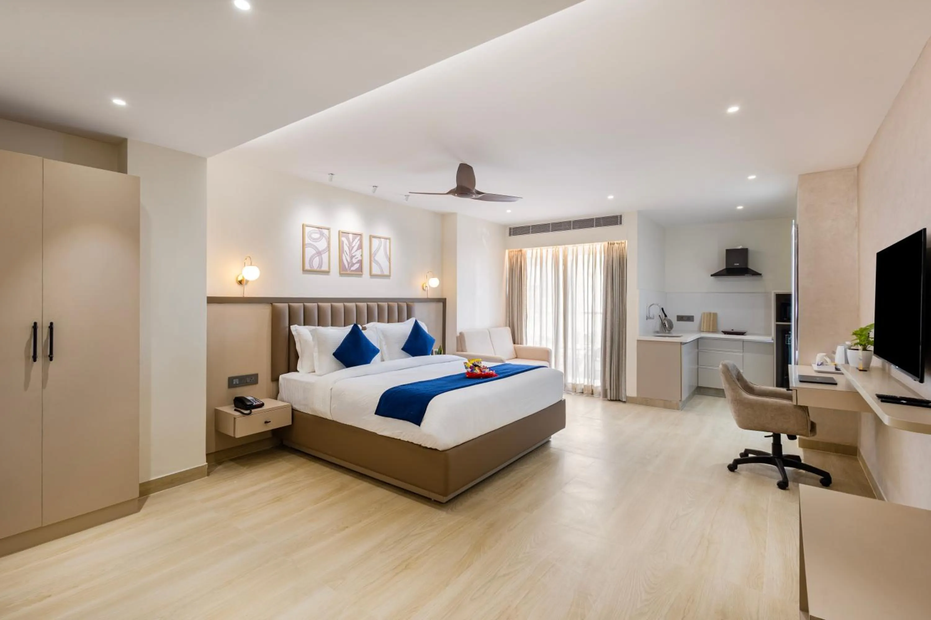 Bedroom, Bed in Sunrise A Boutique Hotel, Kondapur - Gachibowli