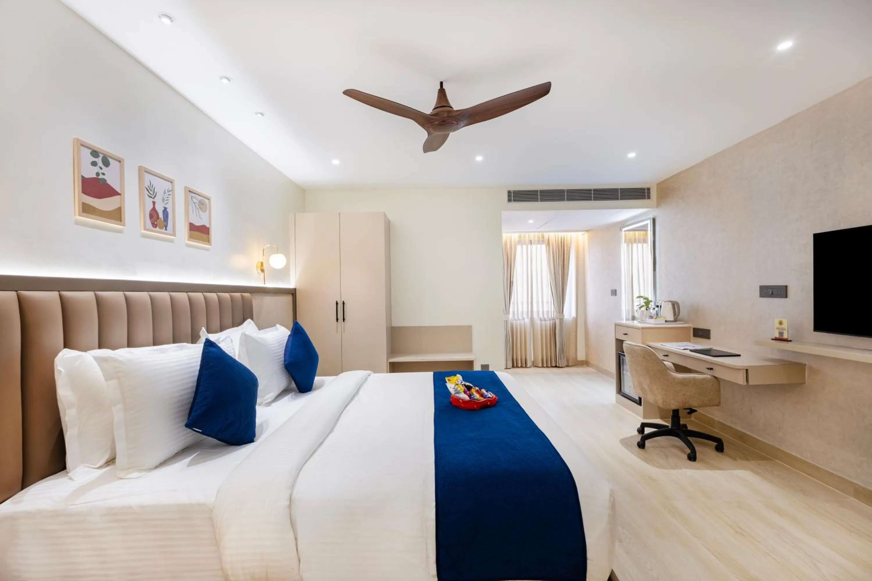 Bedroom, Bed in Sunrise A Boutique Hotel, Kondapur - Gachibowli