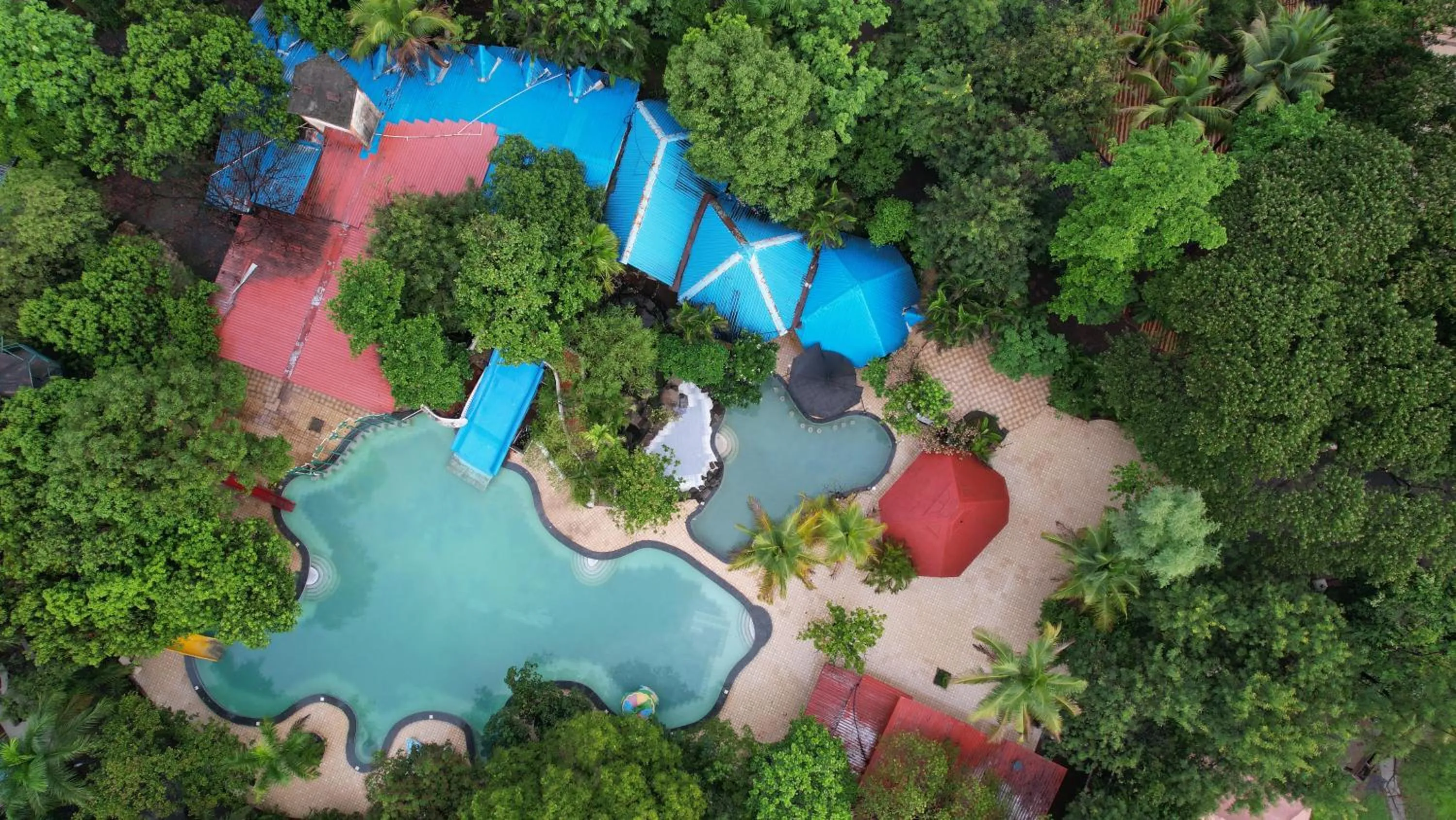 Swimming pool in Aayush Resort