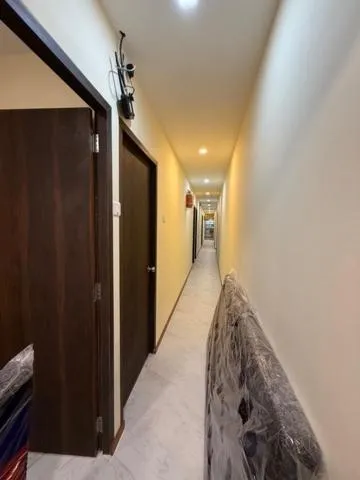 Hotel Marine Line Near Churchgate