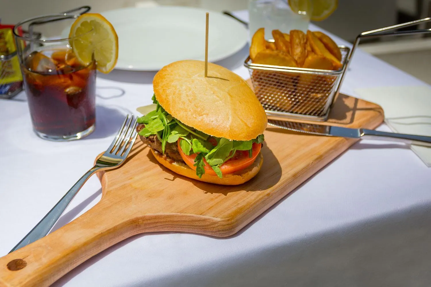 Restaurant/places to eat in Exe Victoria Palace