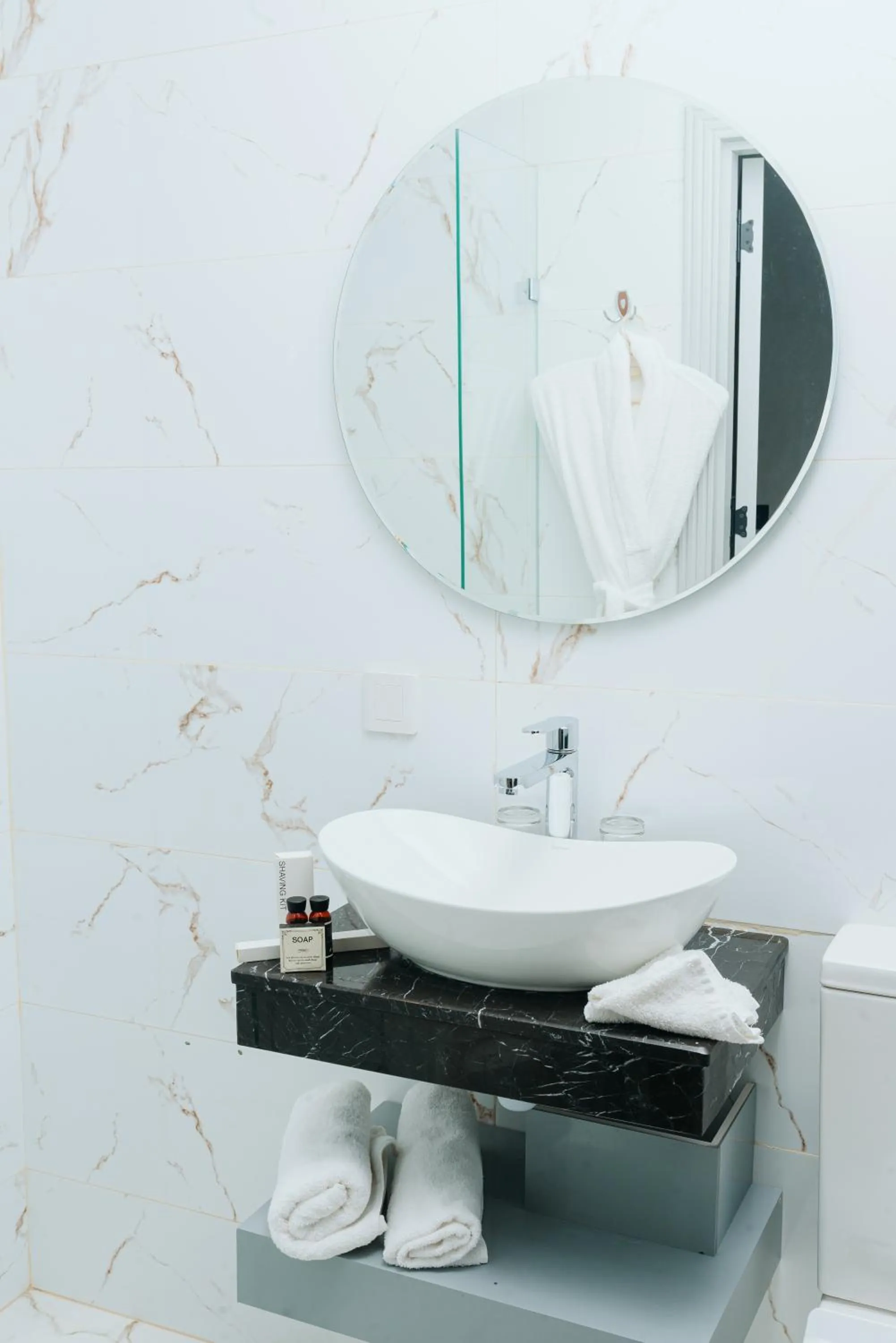 Bathroom in CONGRESS Hotel