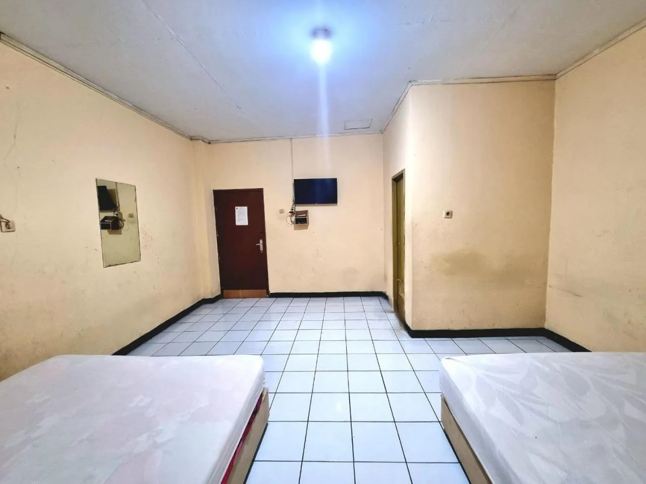 Bed in Hotel Harapan Jaya