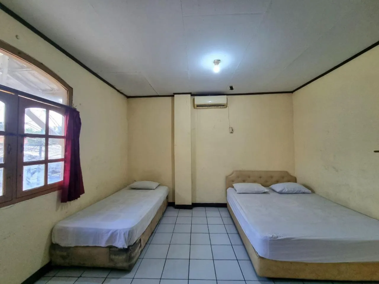 Bed in Hotel Harapan Jaya