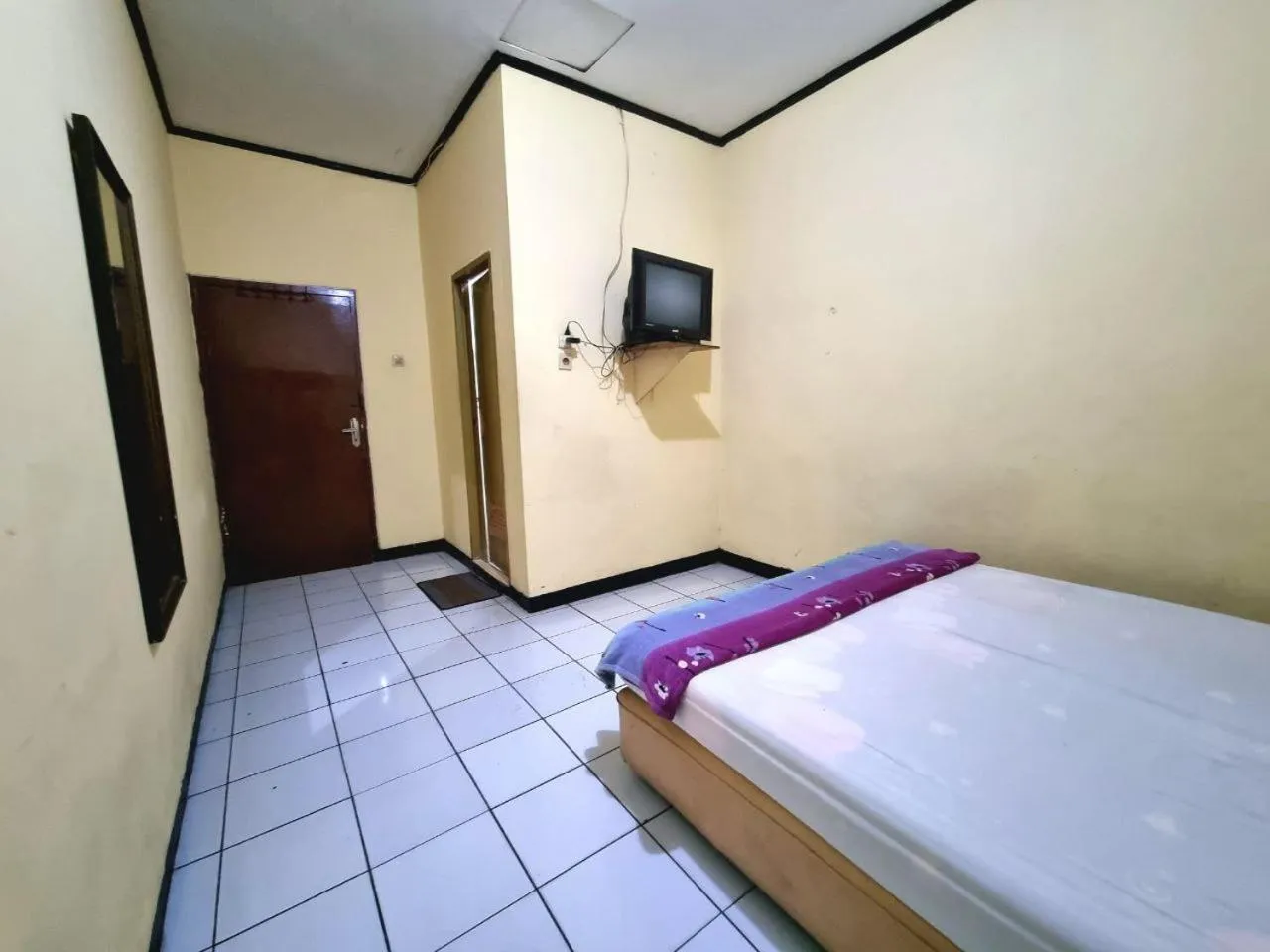 Bed in Hotel Harapan Jaya