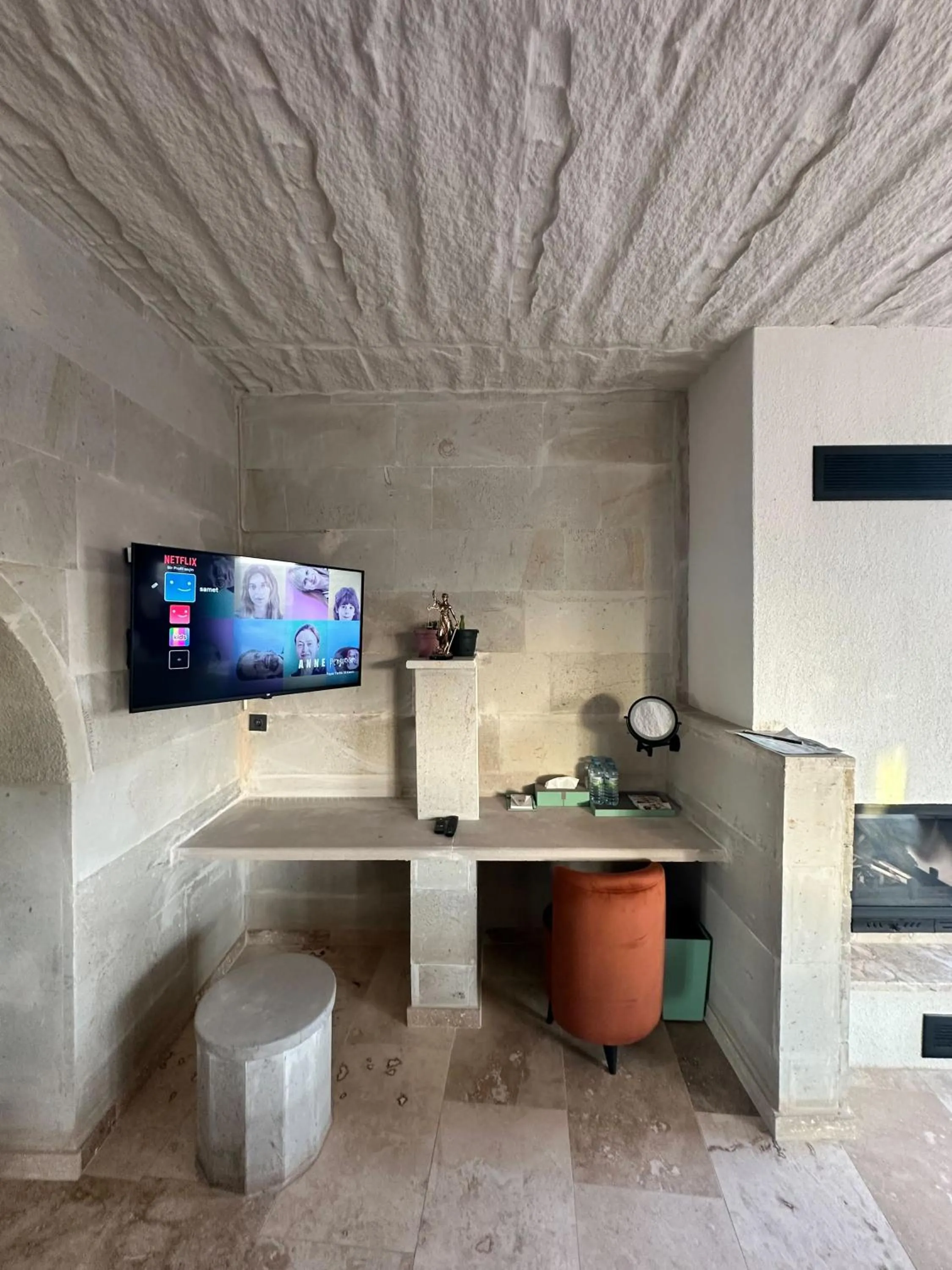 TV and multimedia in Be Still Alexa Smart Luxury Escape Adults Only