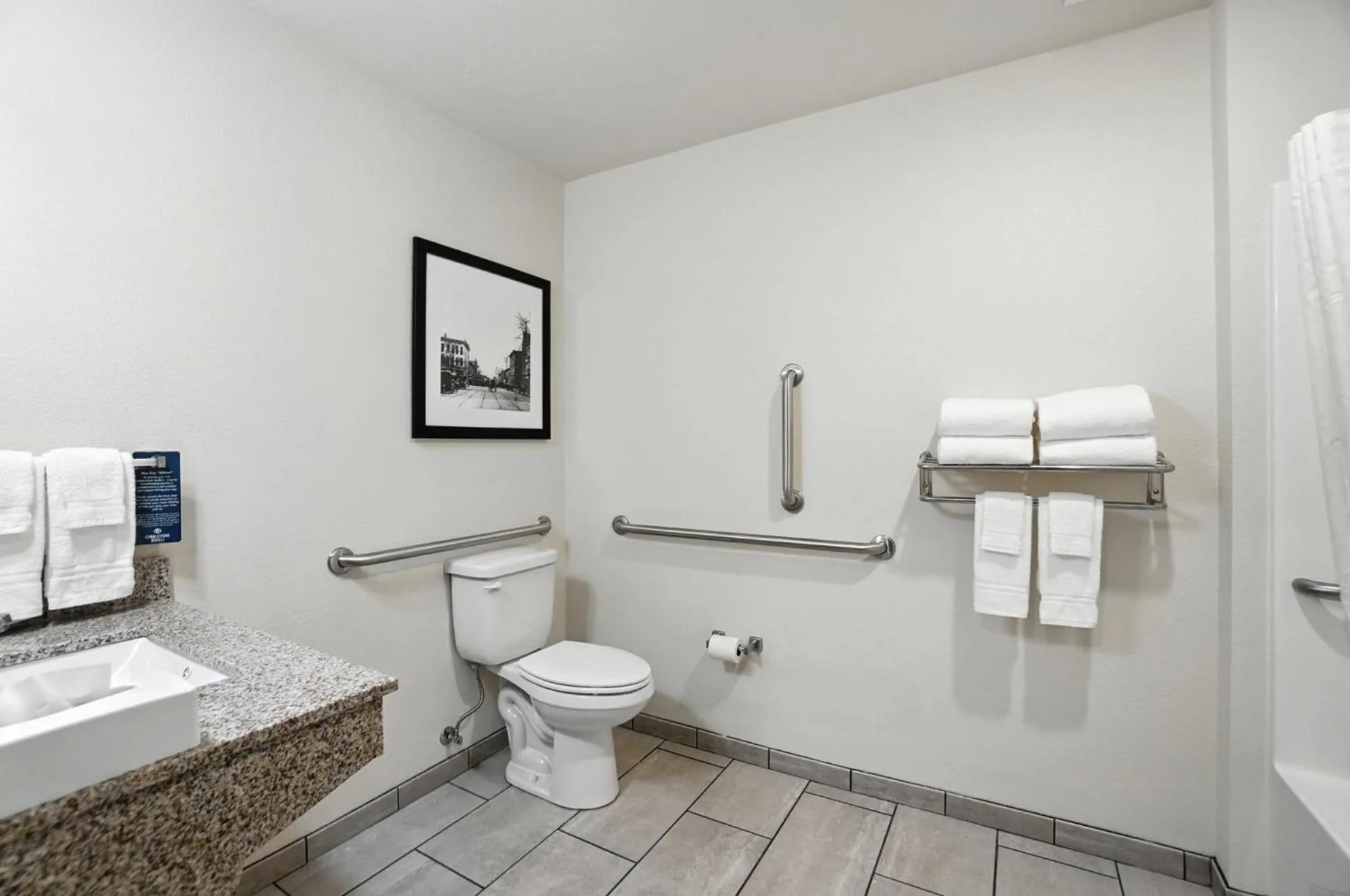Bathroom in Cobblestone Hotel & Suites - Bellefontaine