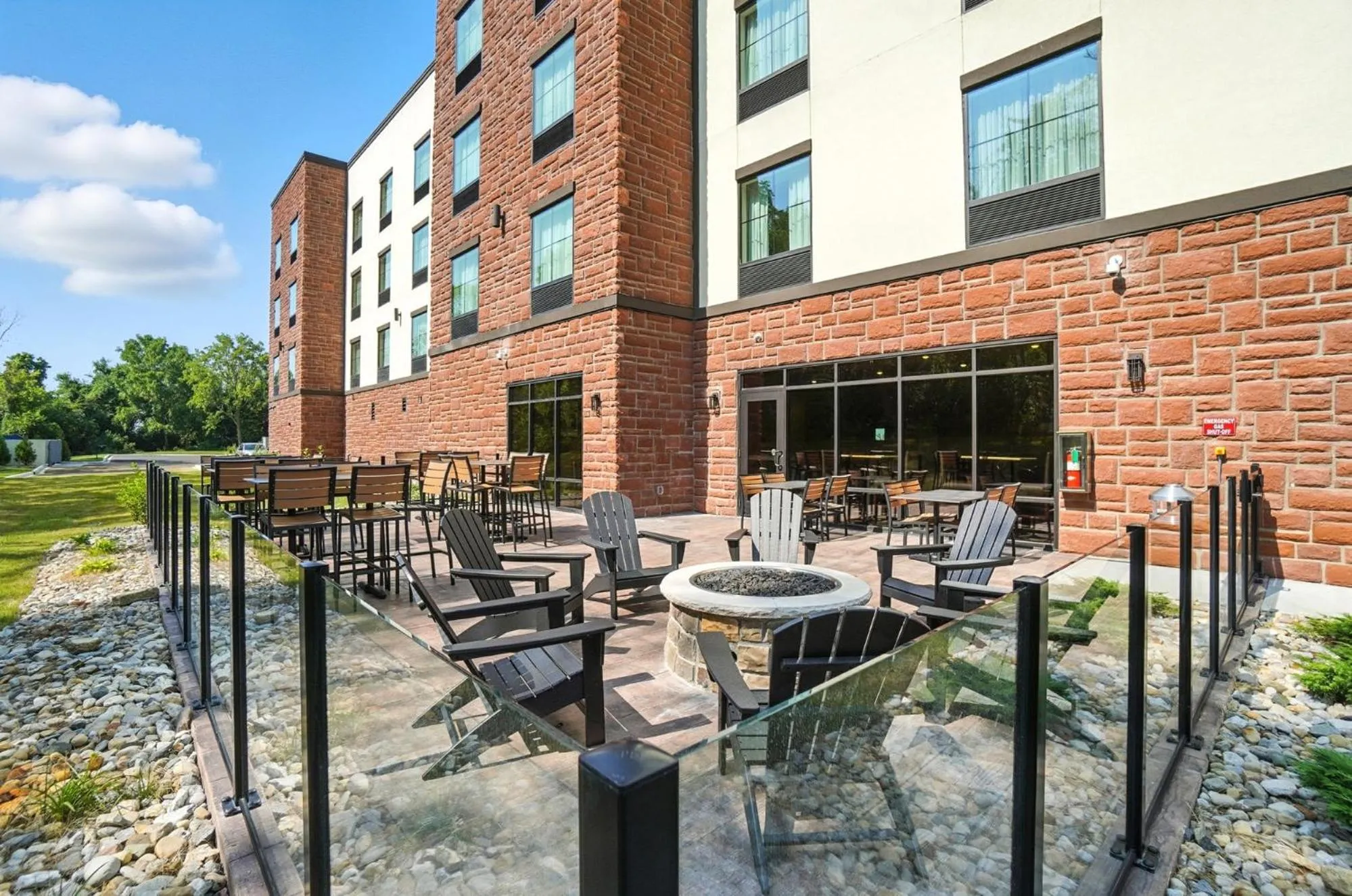 Patio in Cobblestone Hotel & Suites - Bellefontaine