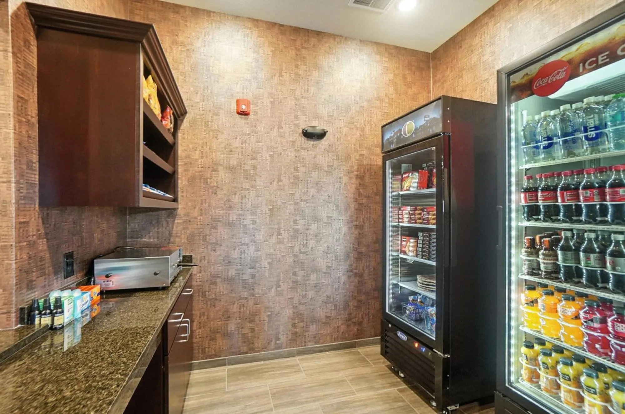 vending machine in Cobblestone Hotel & Suites - Bellefontaine