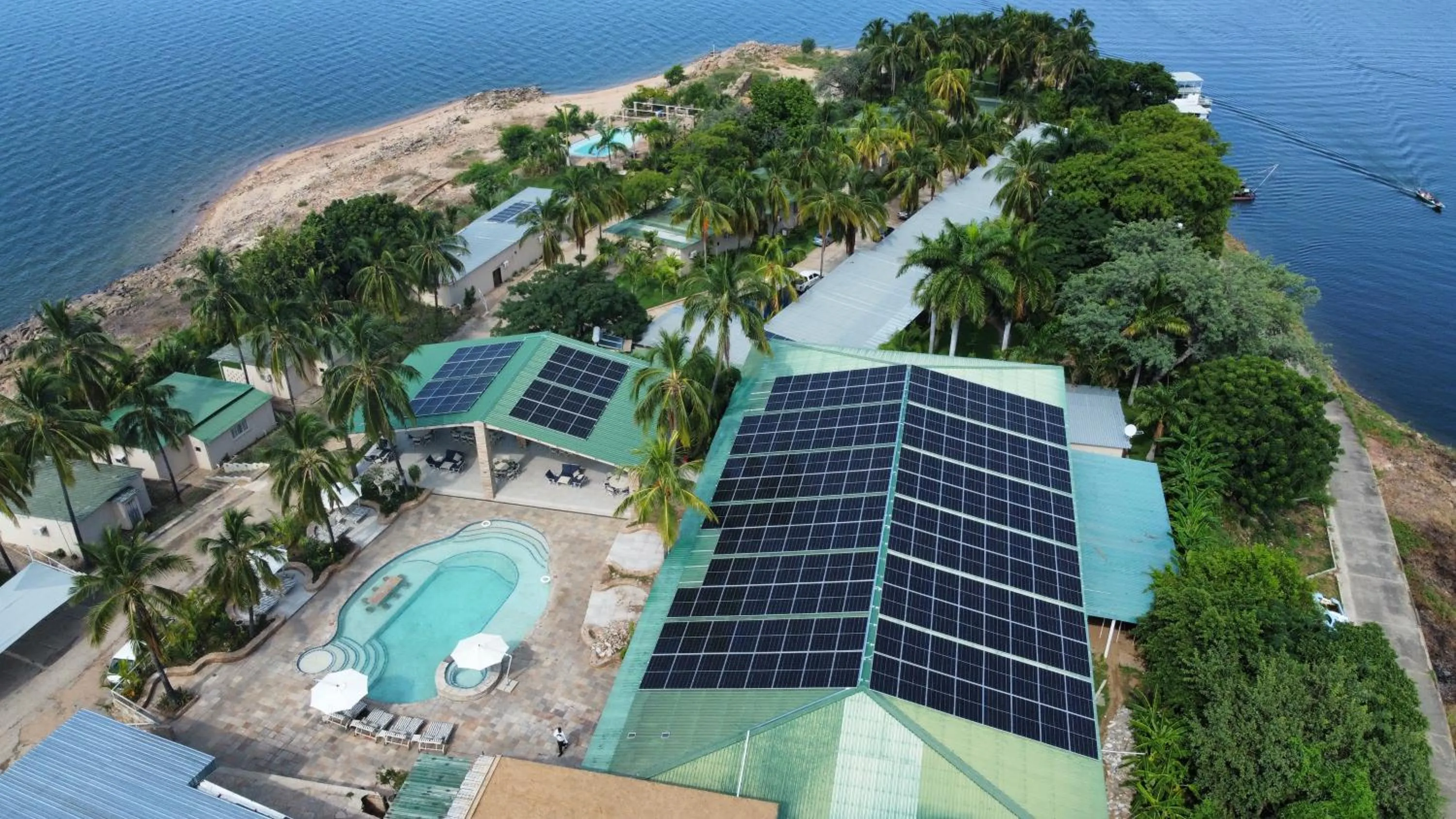 Restaurant/places to eat in Lake Safari Lodge