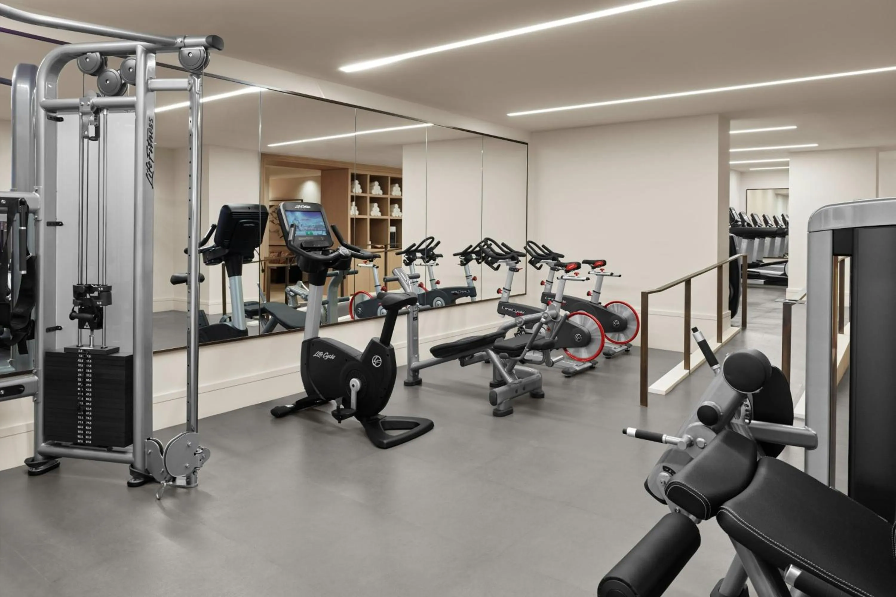 Fitness centre/facilities in The New York EDITION
