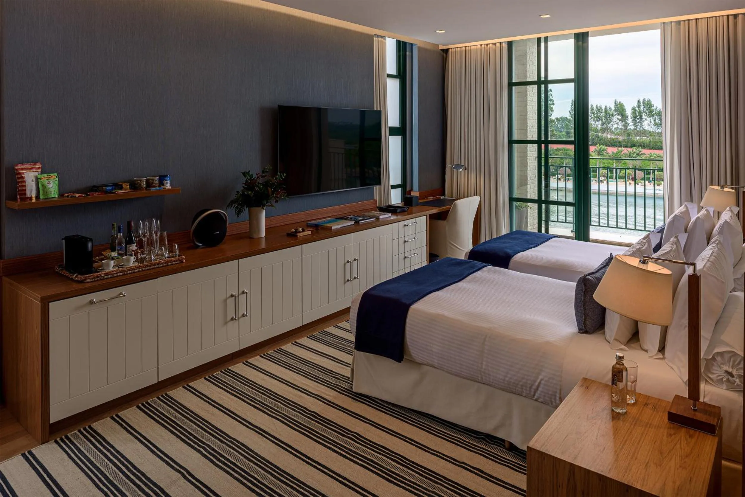 Bedroom, Bed in Boa Vista Surf Lodge