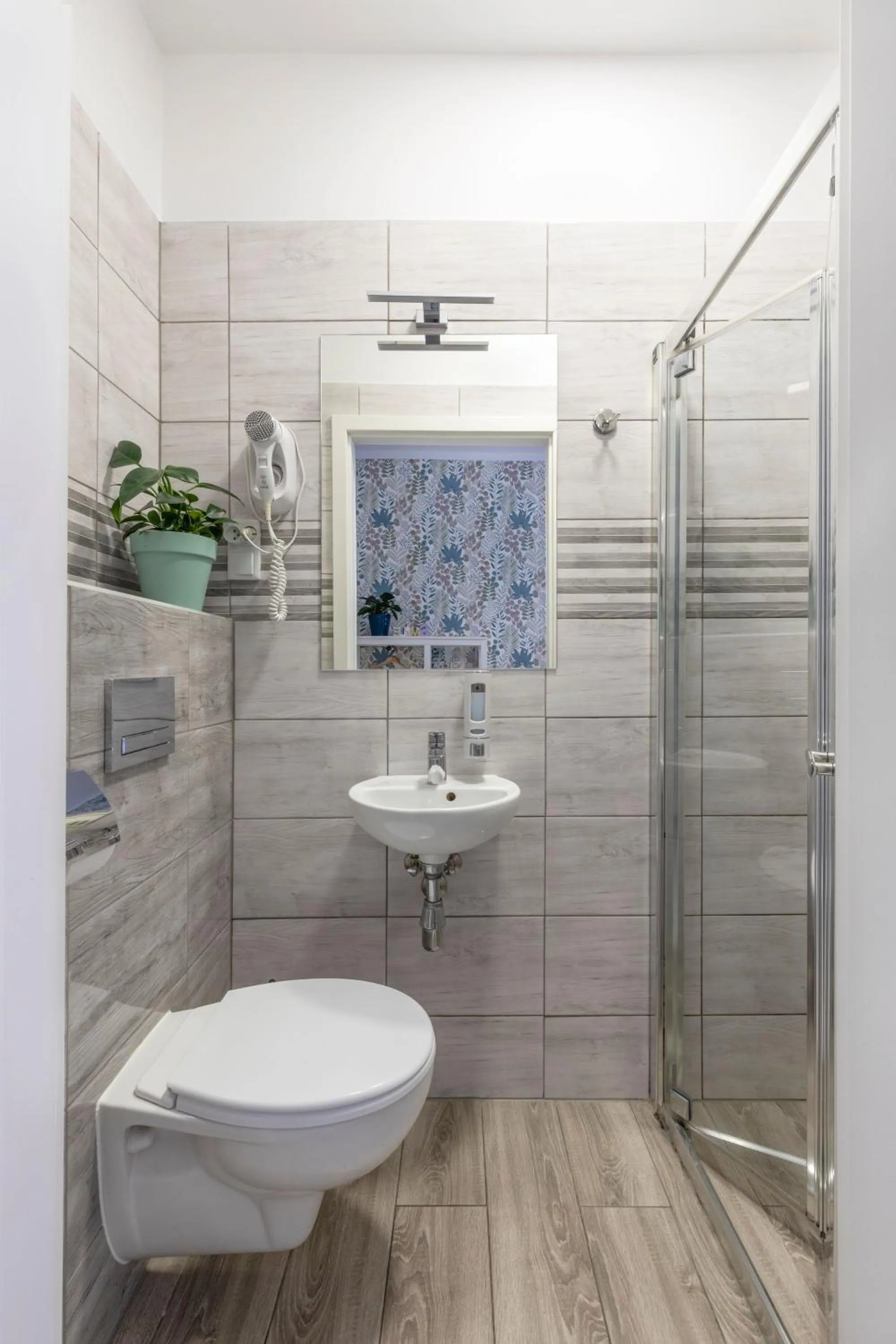 Shower in Freedom Hostel