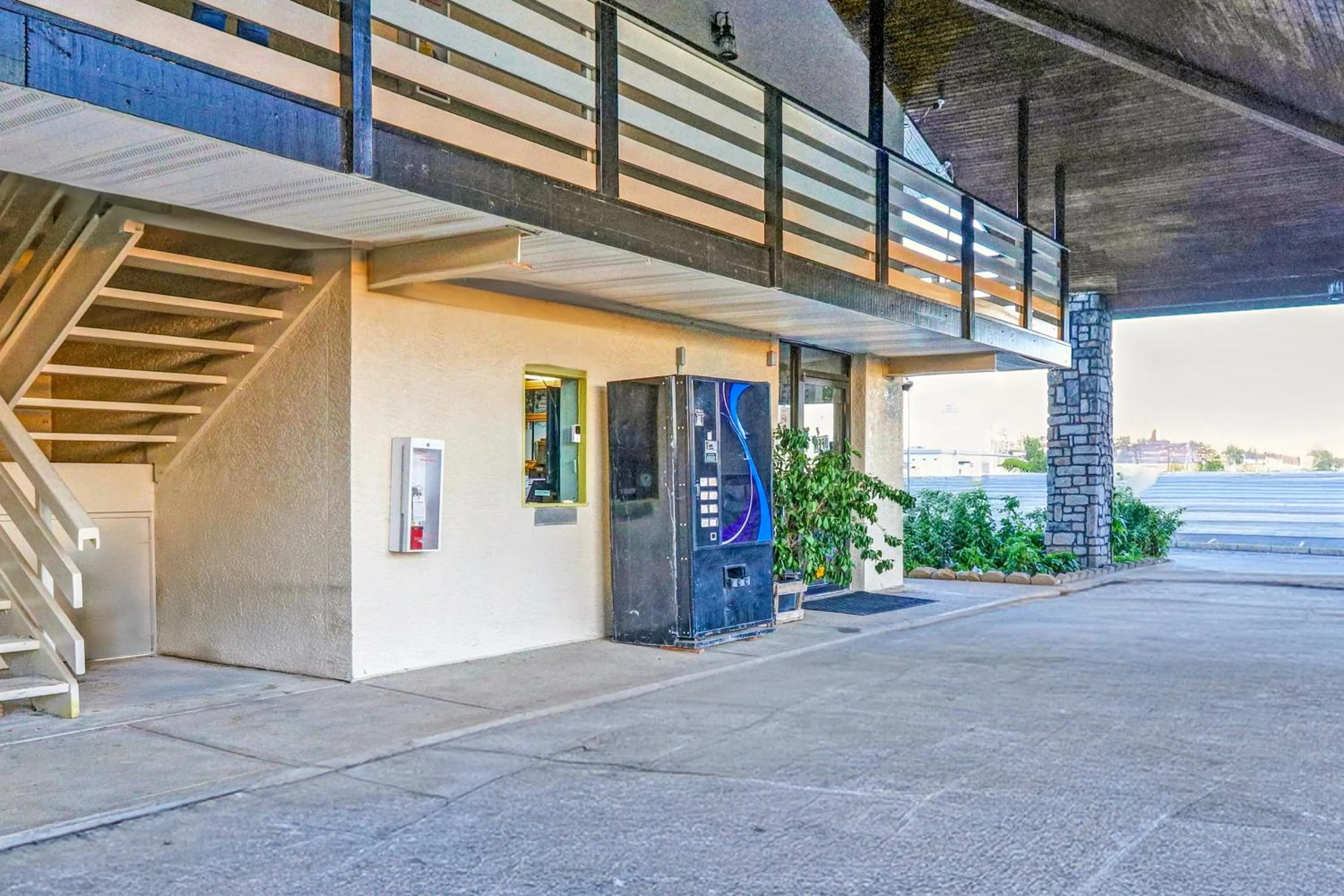 Facade/entrance in Brookville Inn By OYO Near Dayton International Airport