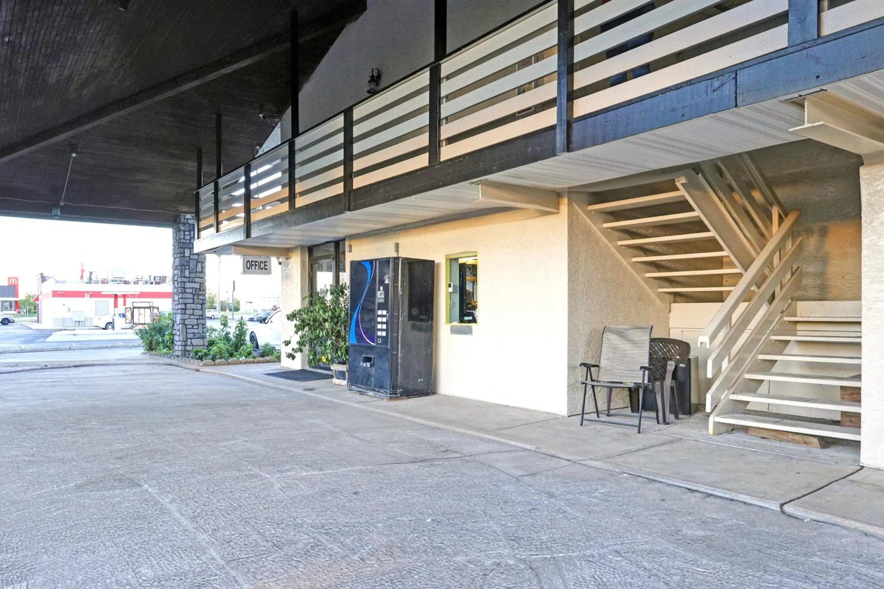 Facade/entrance in Brookville Inn By OYO Near Dayton International Airport