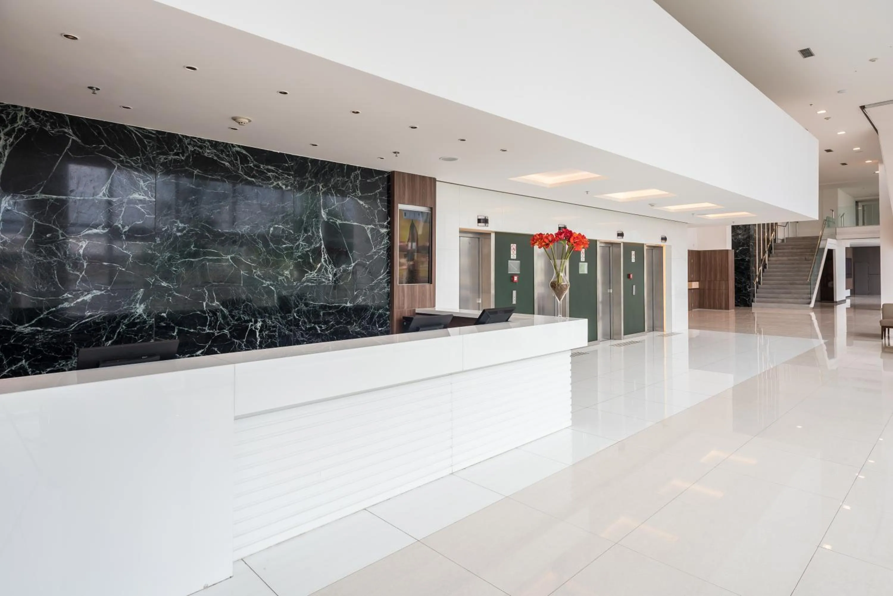 Lobby or reception in Américas Barra Hotel