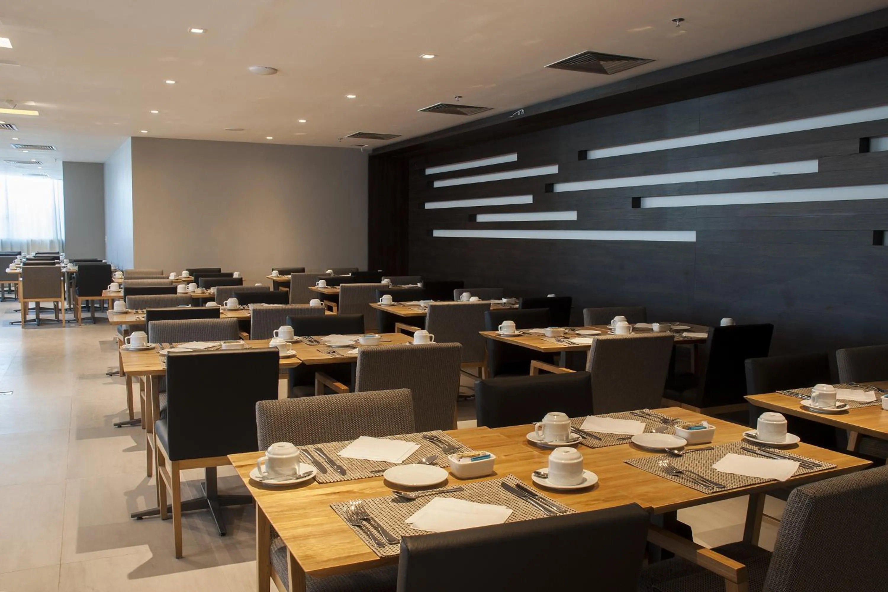 Restaurant/places to eat in Américas Barra Hotel