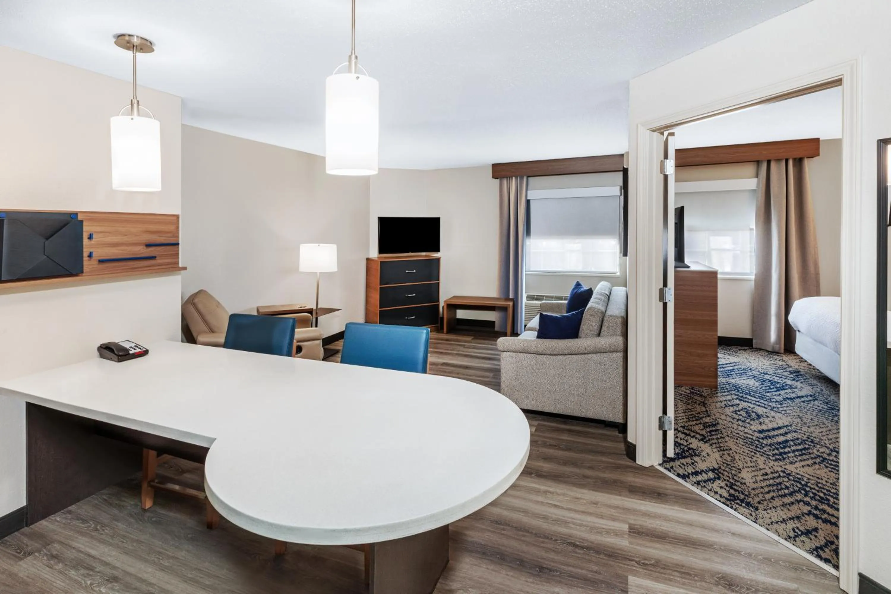 Candlewood Suites - Topeka West by IHG