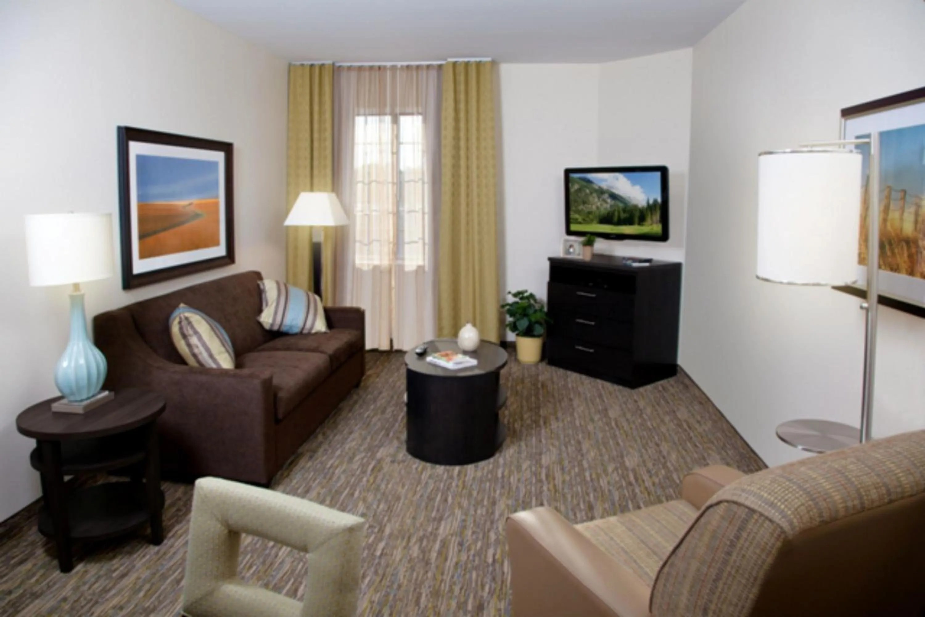 Bedroom in Candlewood Suites - Topeka West by IHG