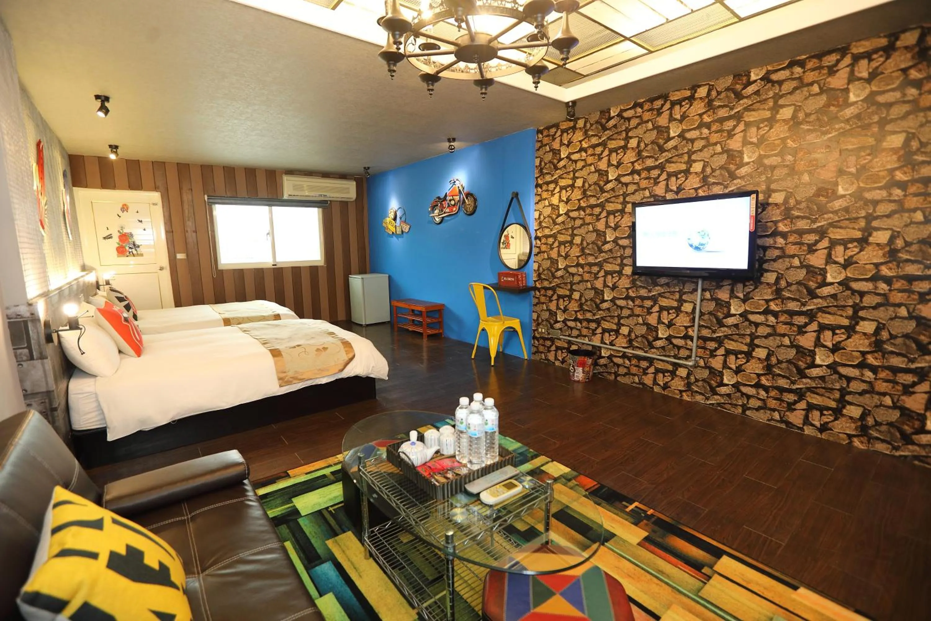 Photo of the whole room, Bed in First Place B&B (Hualien Railway Station)