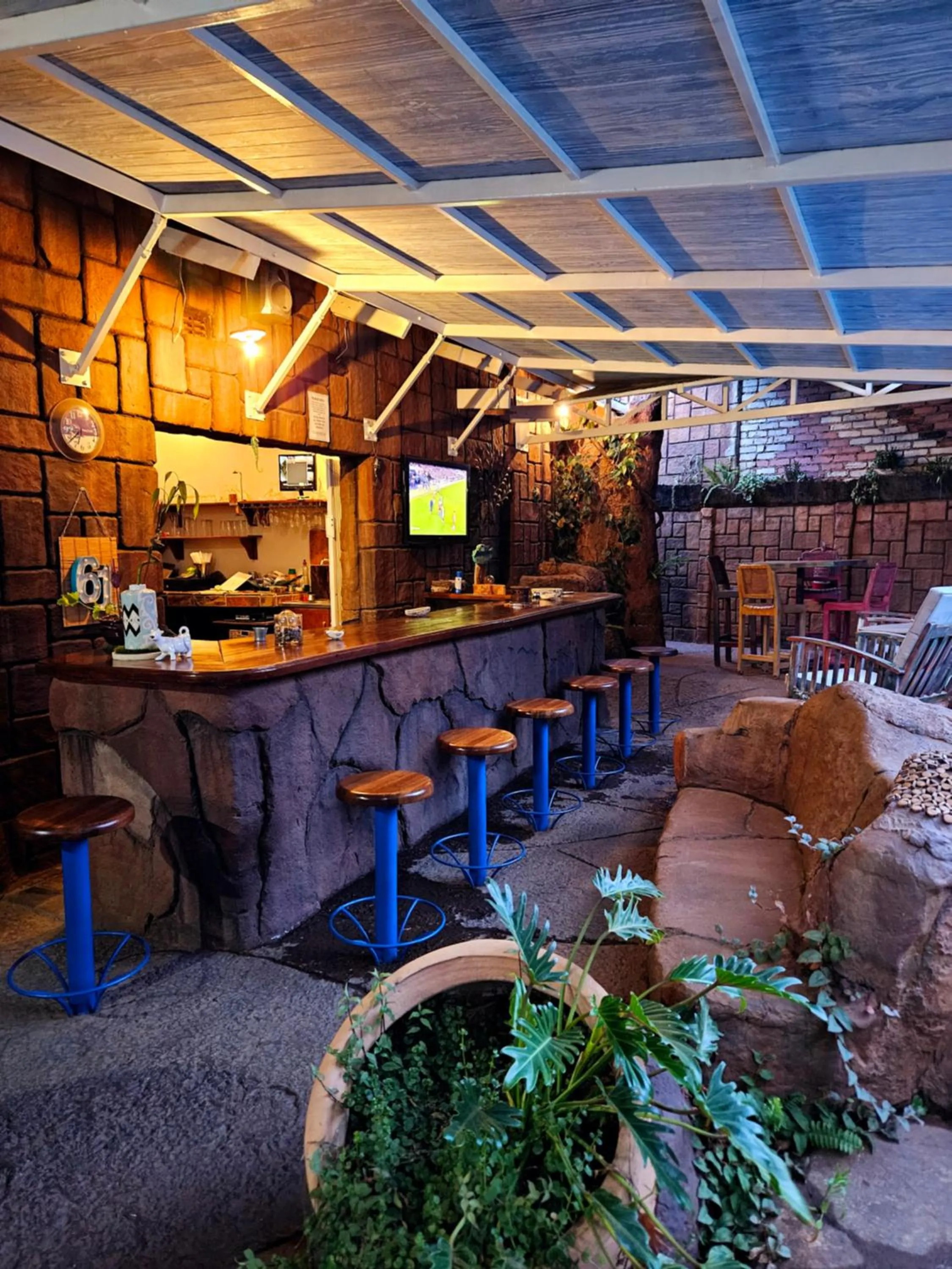 Darts in 61 On Ireland Guest House and Conferencing