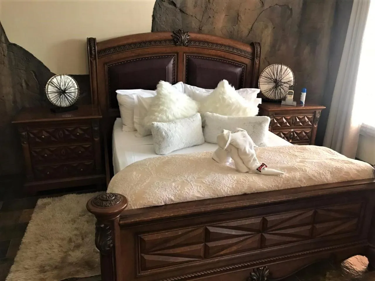 Bed in 61 On Ireland Guest House and Conferencing