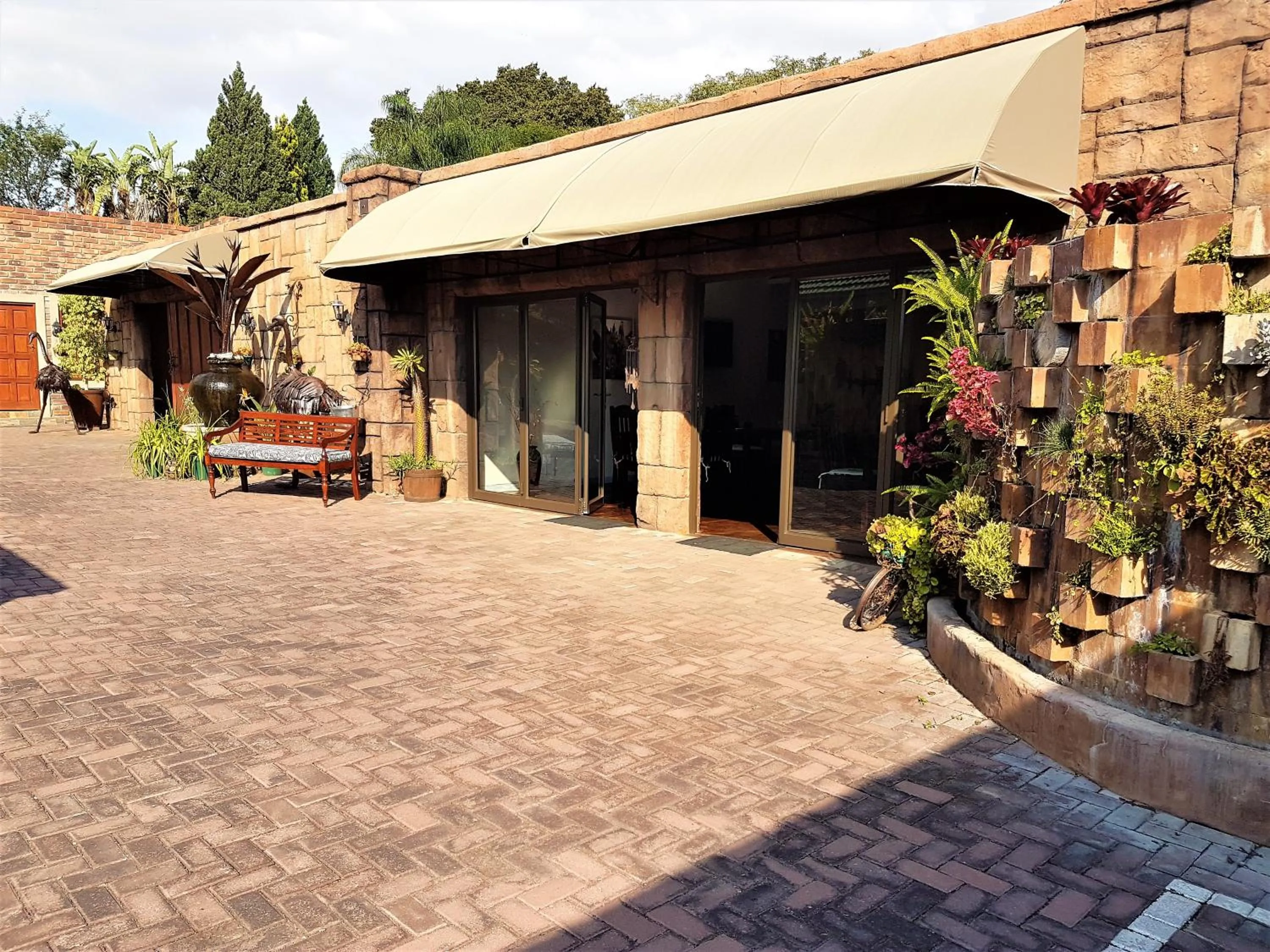 Patio in 61 On Ireland Guest House and Conferencing