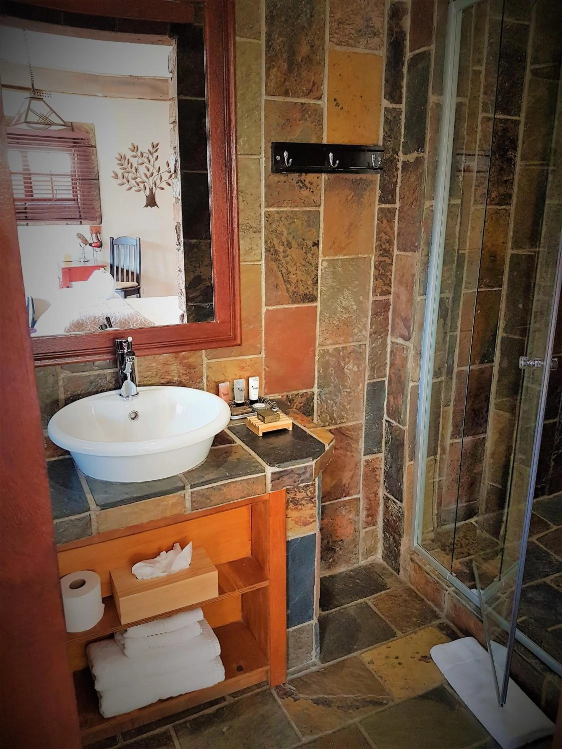 Shower in 61 On Ireland Guest House and Conferencing