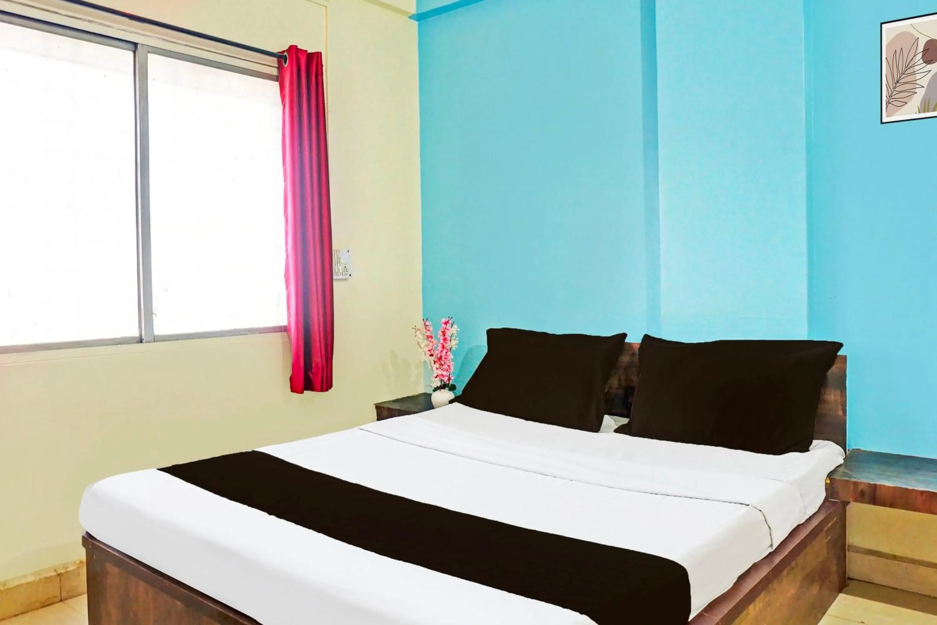 Bedroom, Bed in Hotel O Swagat Lodge