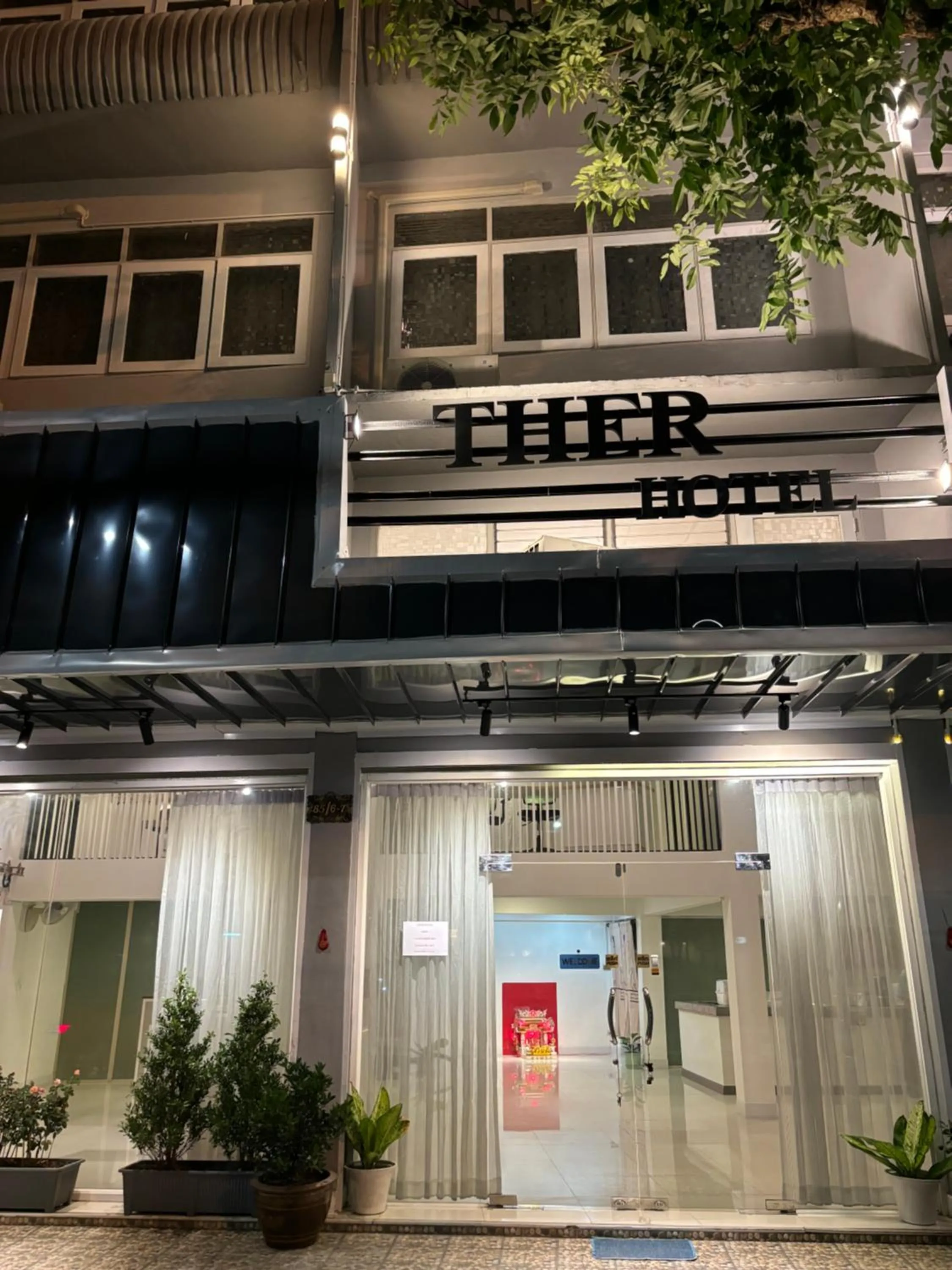 Property building in Ther Bangkoknoi Hotel