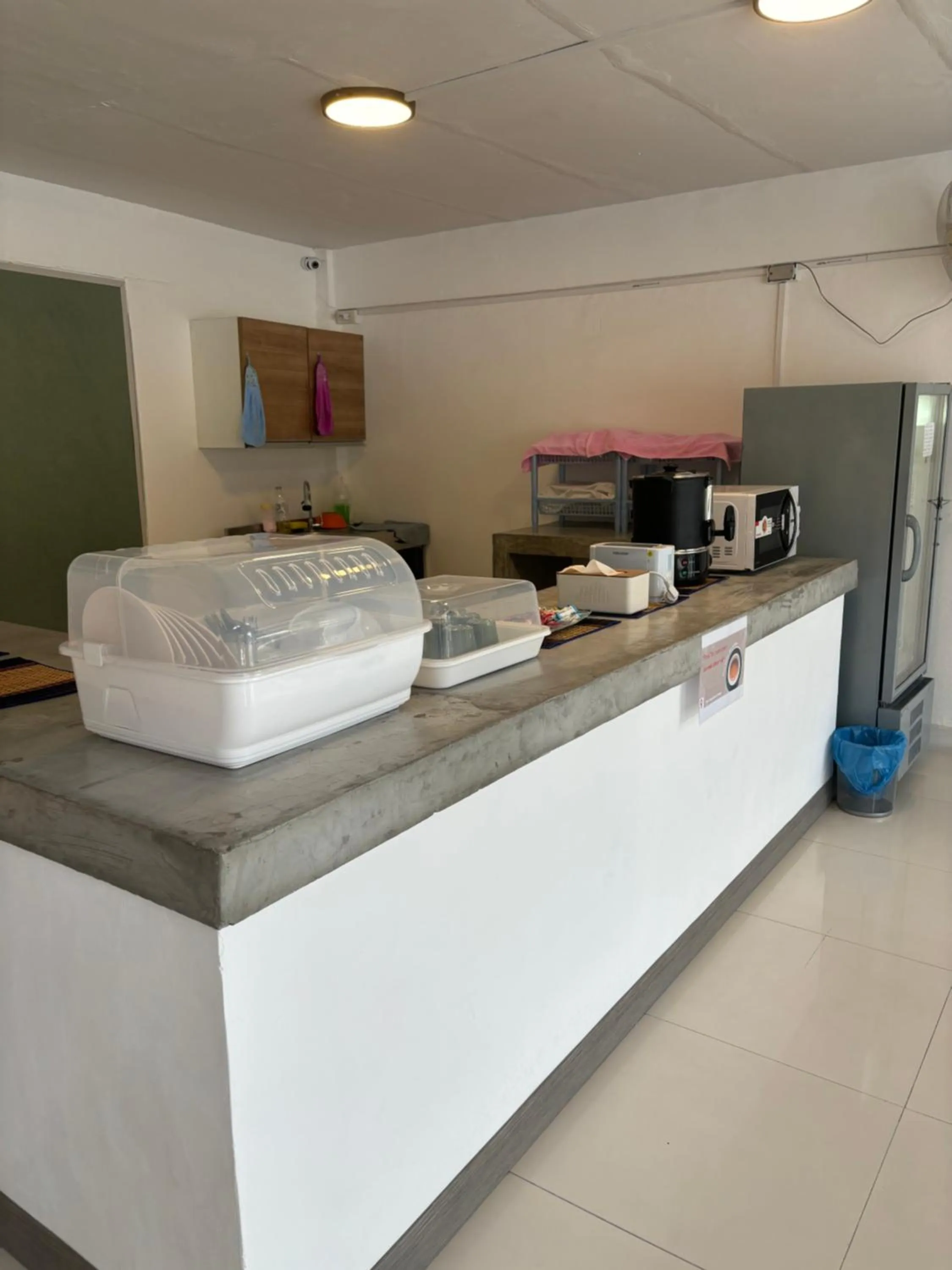 Food and drinks in Ther Bangkoknoi Hotel