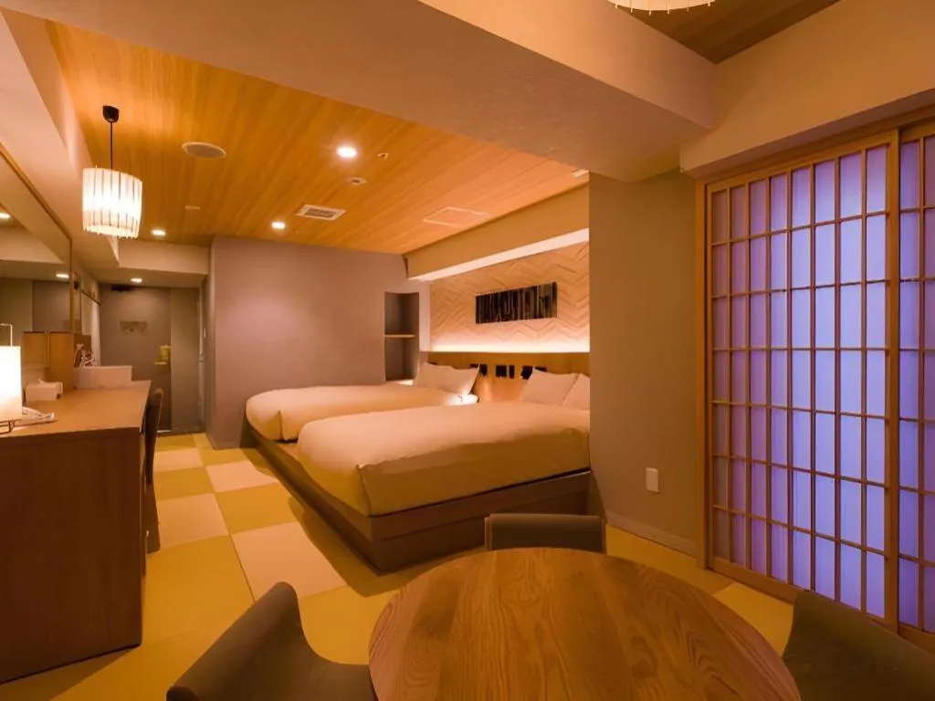 Bed in Ikebukuro Royal Hotel