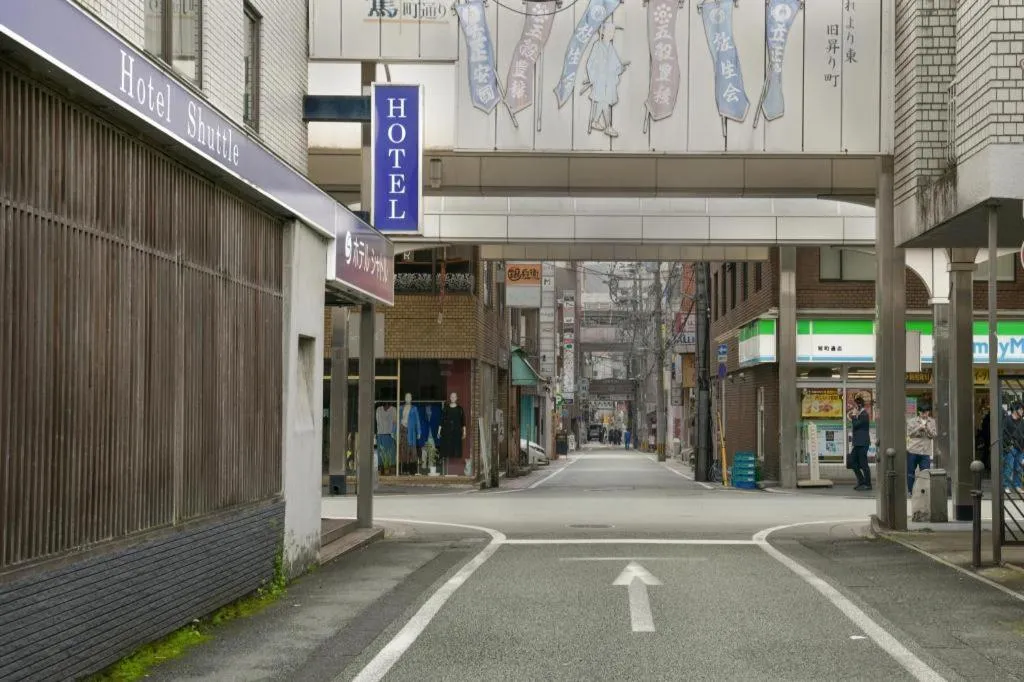 Business Hotel Shuttle