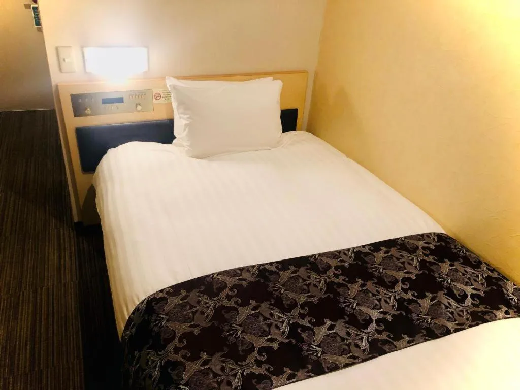 Bed in Hotel Suave Shibuya