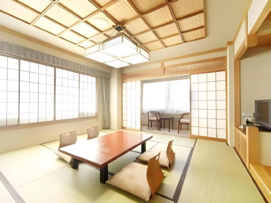 Kamisuwa Station Hotel