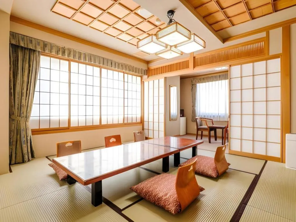 Kamisuwa Station Hotel