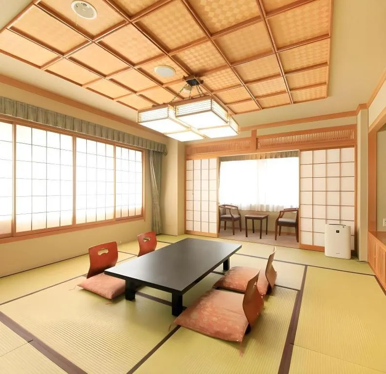 Kamisuwa Station Hotel