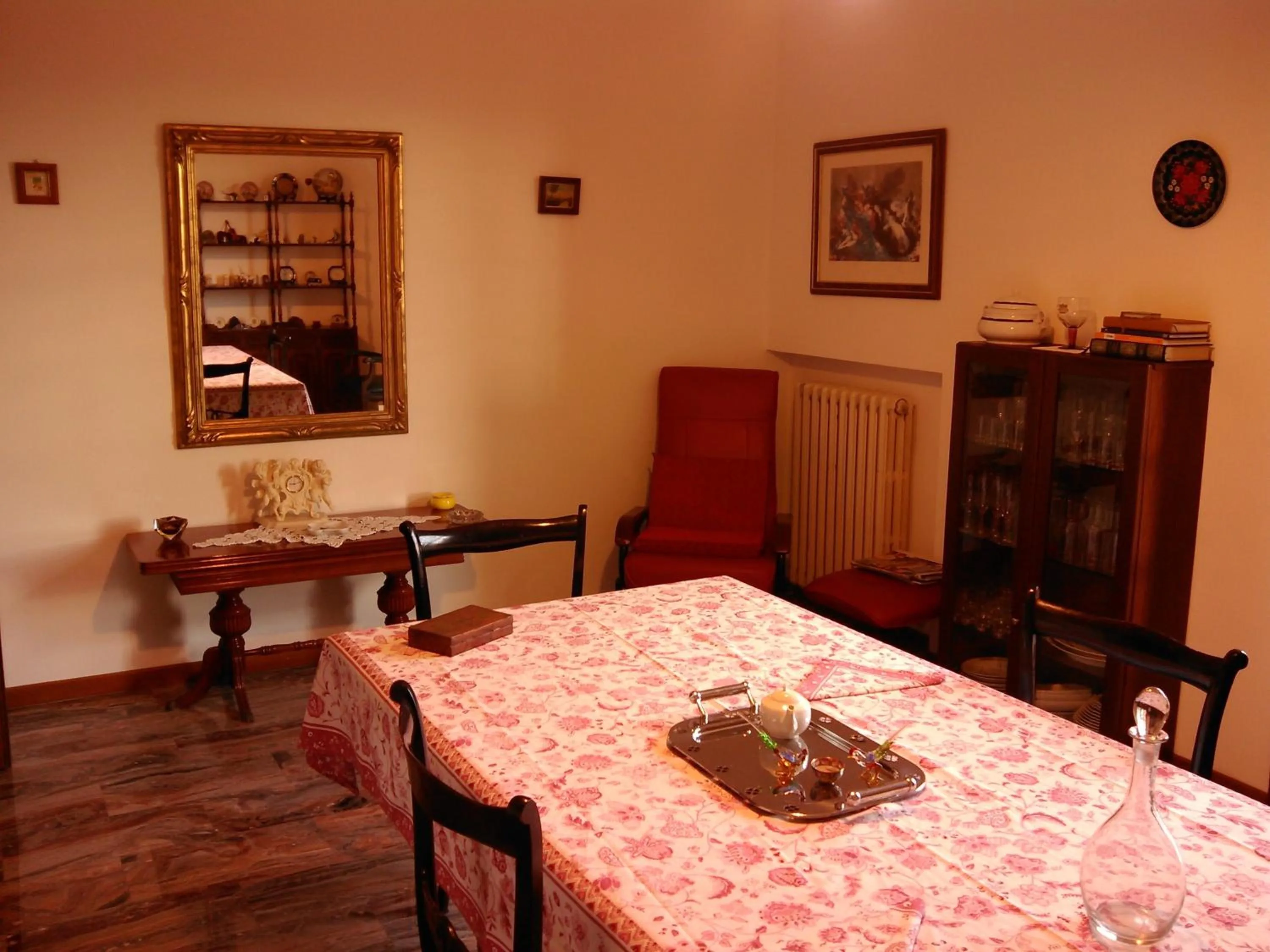 Communal lounge/ TV room in B&B Tio Pepe