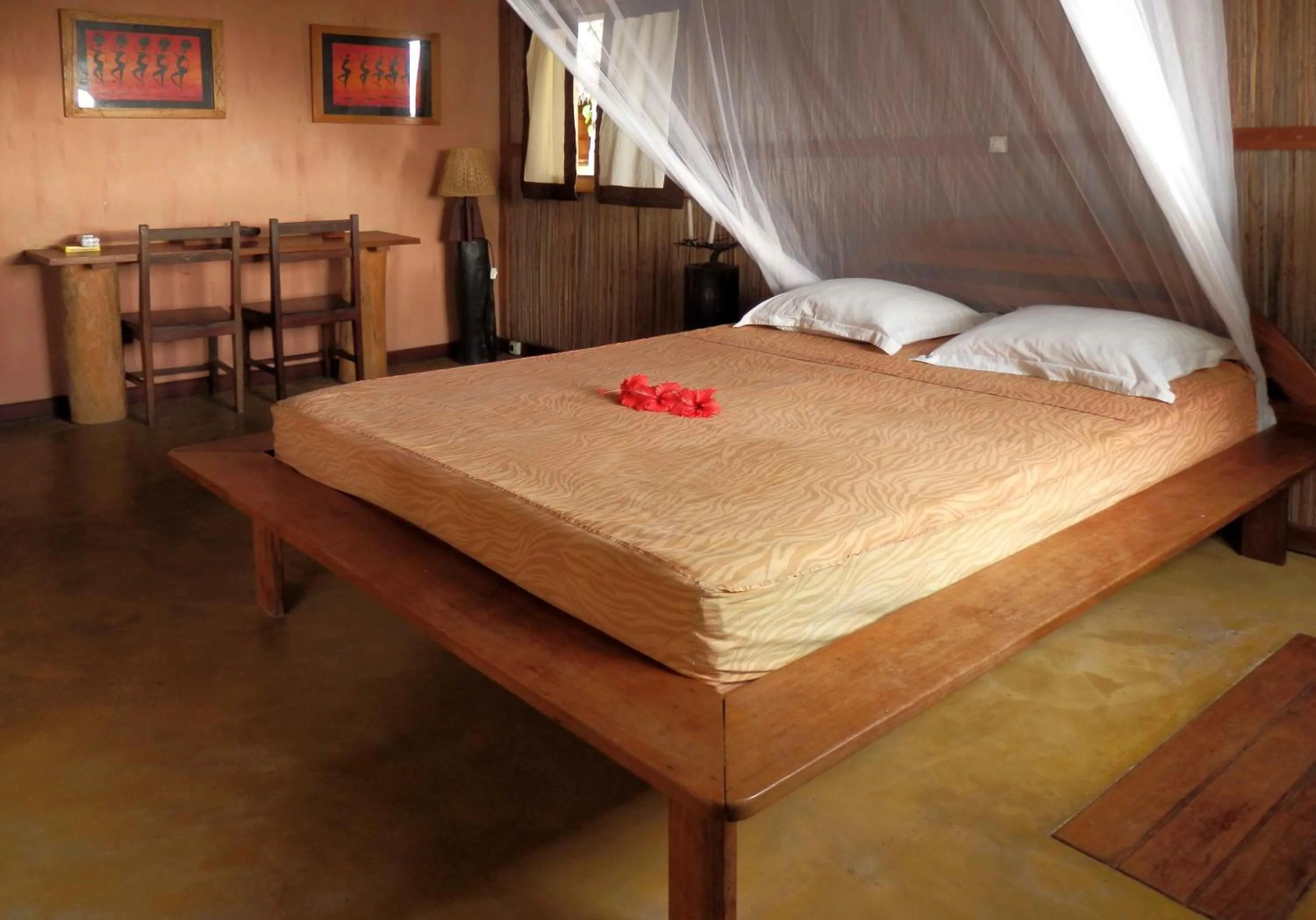 Photo of the whole room, Bed in Maningory